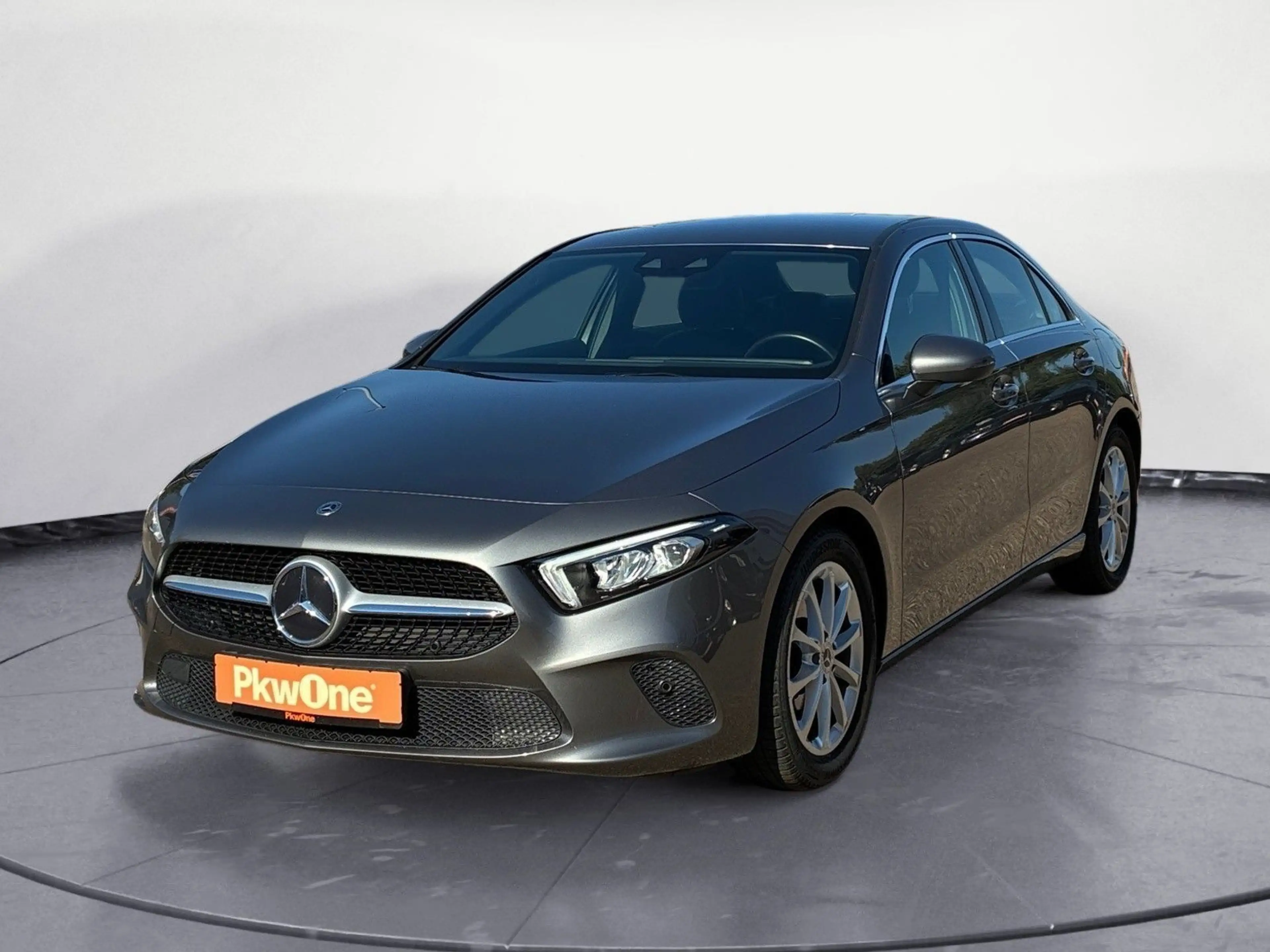 Mercedes-Benz A 200 Lim. Progressive AHK*LED*PDC*NAVI*KAMERA*S