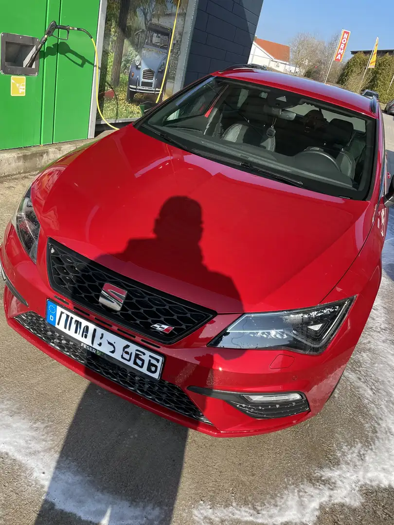 SEAT Leon Cupra 300 Rot - 1