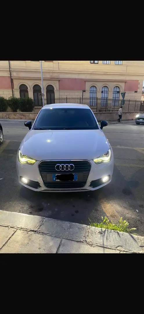 Audi A1 Sportback 1.6 tdi S Line Edition 90cv s-tronic - 1