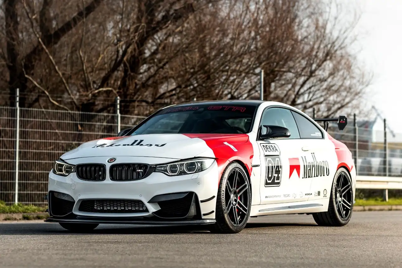 BMW M4