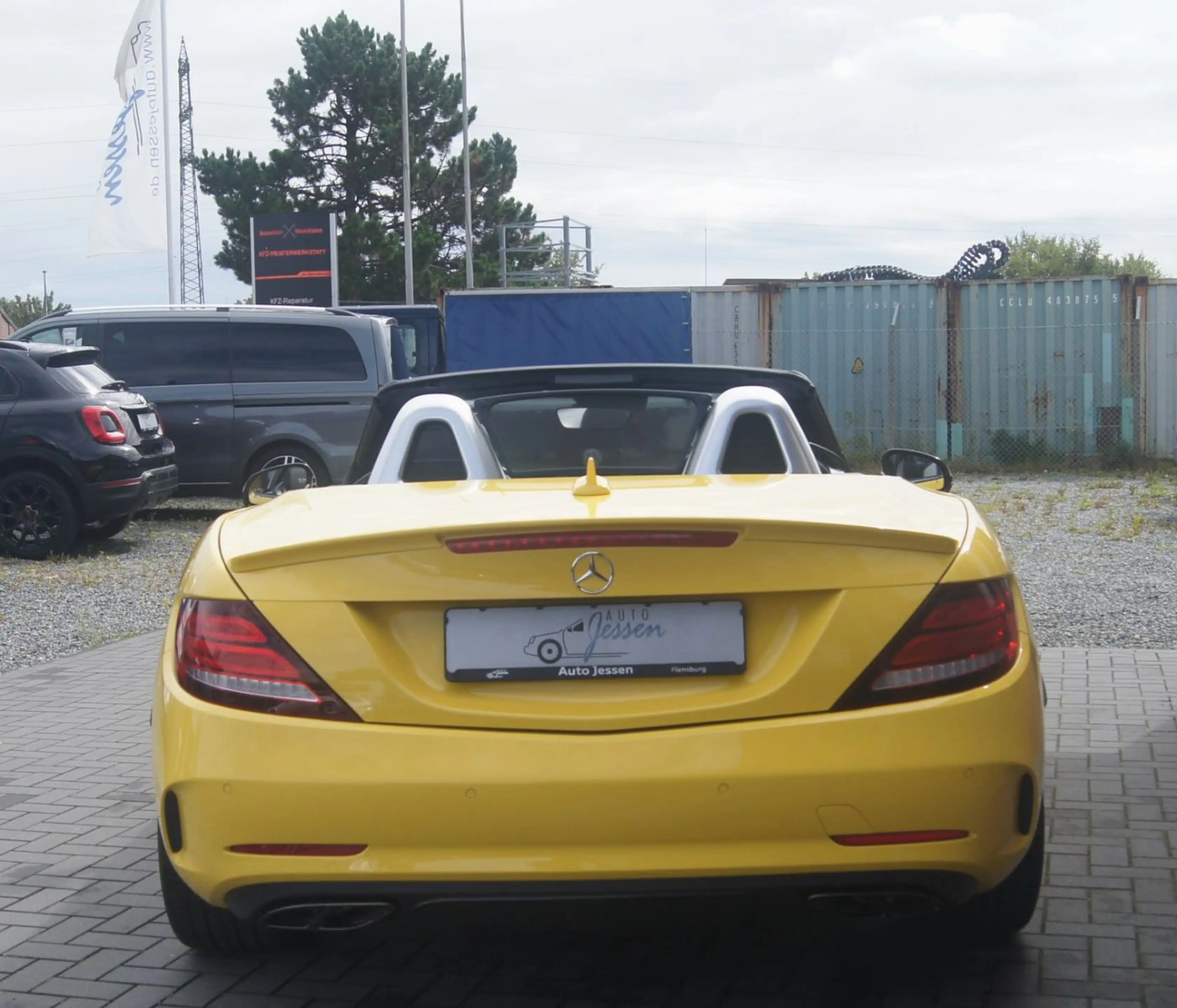 Mercedes-Benz SLC 43 AMG Roadster FINAL EDITION — photo 13