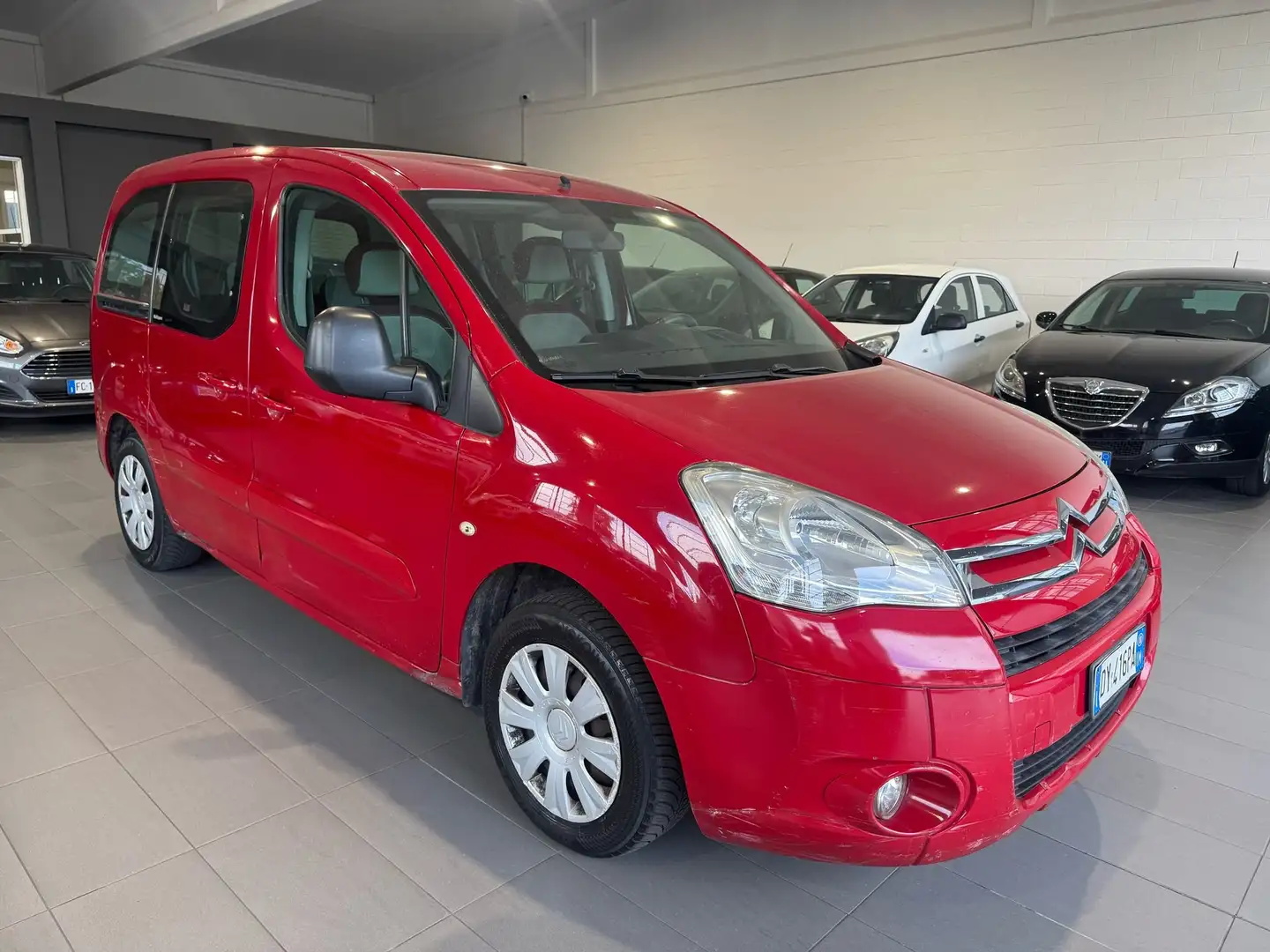 Citroen Berlingo Berlingo 1.6 hdi Multispace 90cv Rosso - 1