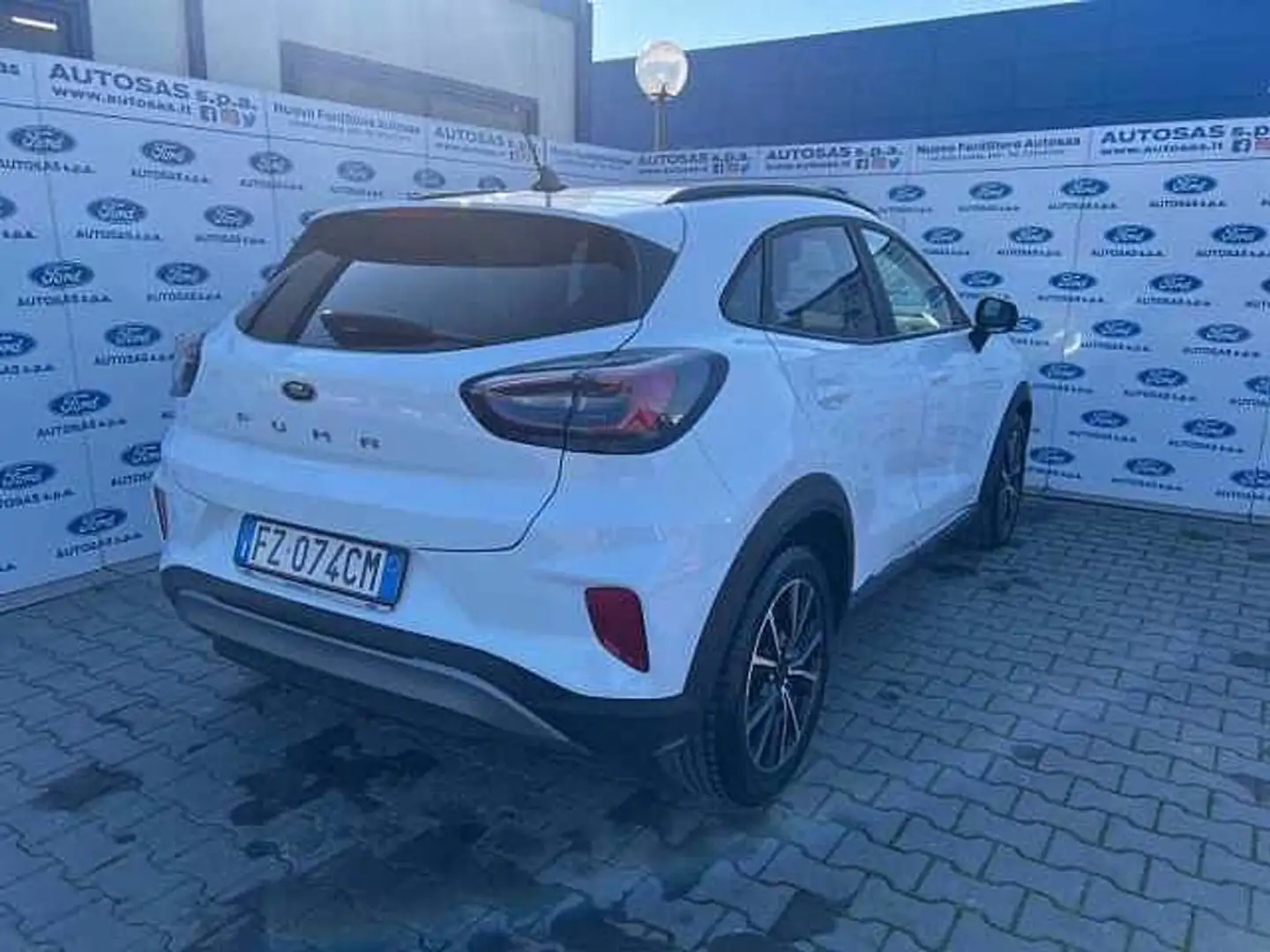 Ford Puma 1.0 EcoBoost 125 CV S&S Titanium Weiß - 2