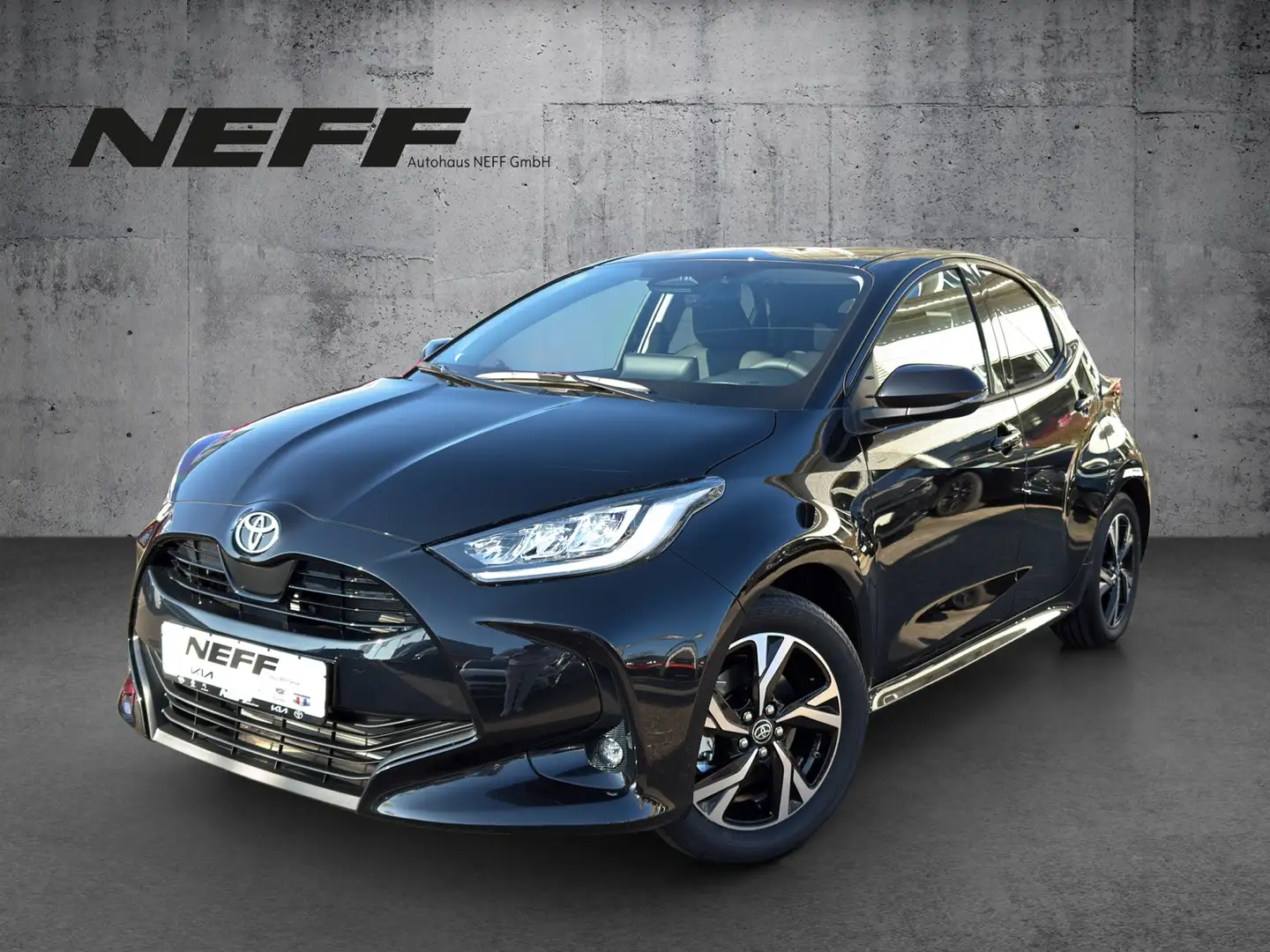 Toyota Yaris 1.5 Hybrid Teamplayer LED, ACC, KAM, KLIMA Schwarz - 2