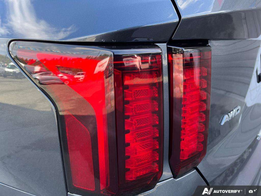 used 2021 Kia Sorento car, priced at $24,555