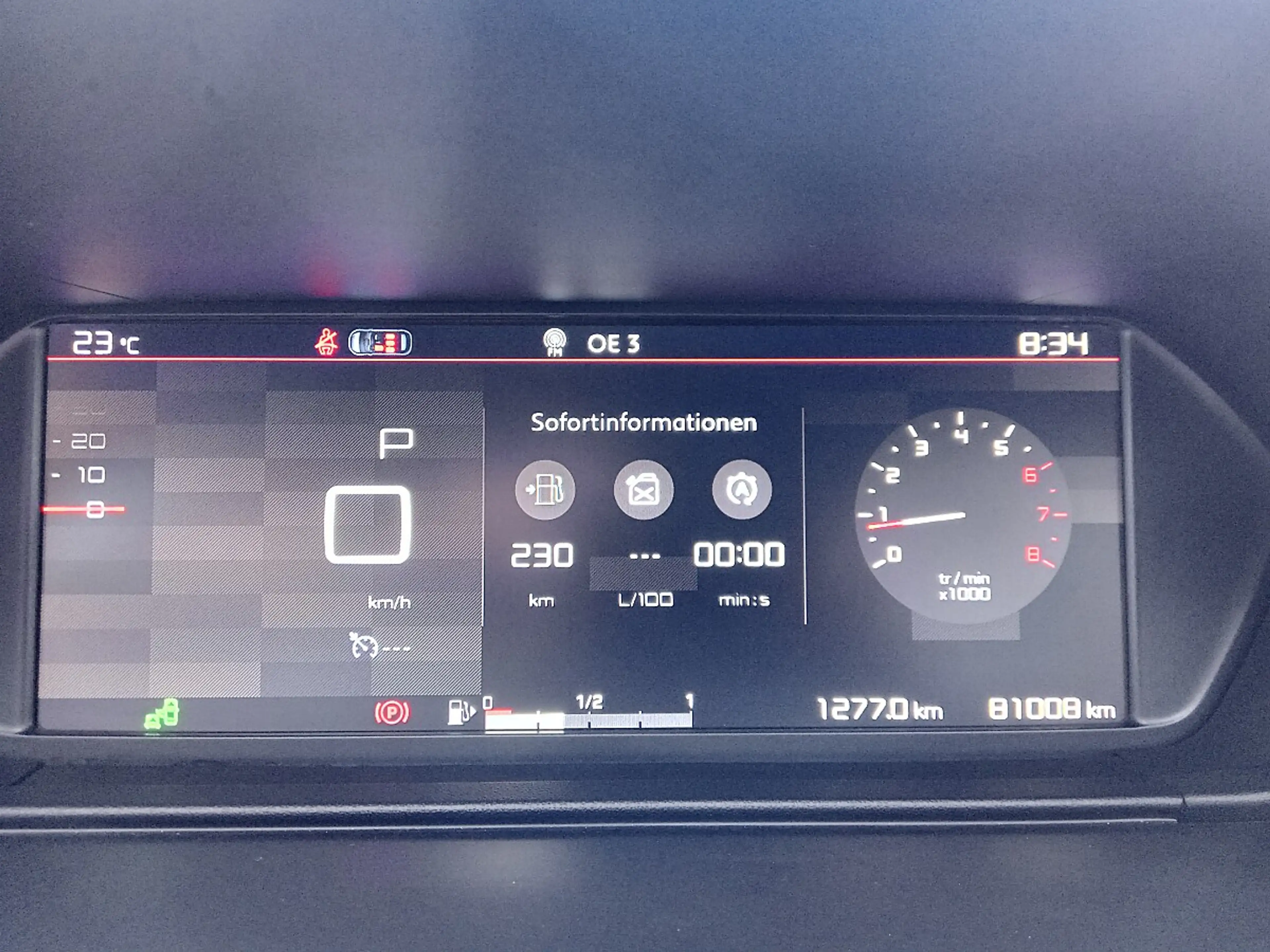 Citroen C4 Picasso PureTech 130 S&S EAT6 Feel Edition — photo 15