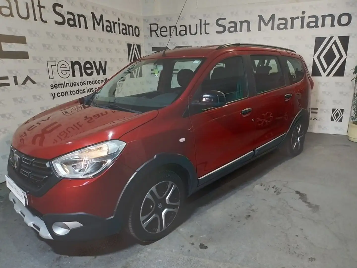 Dacia Lodgy SL Xplore Rood - 1