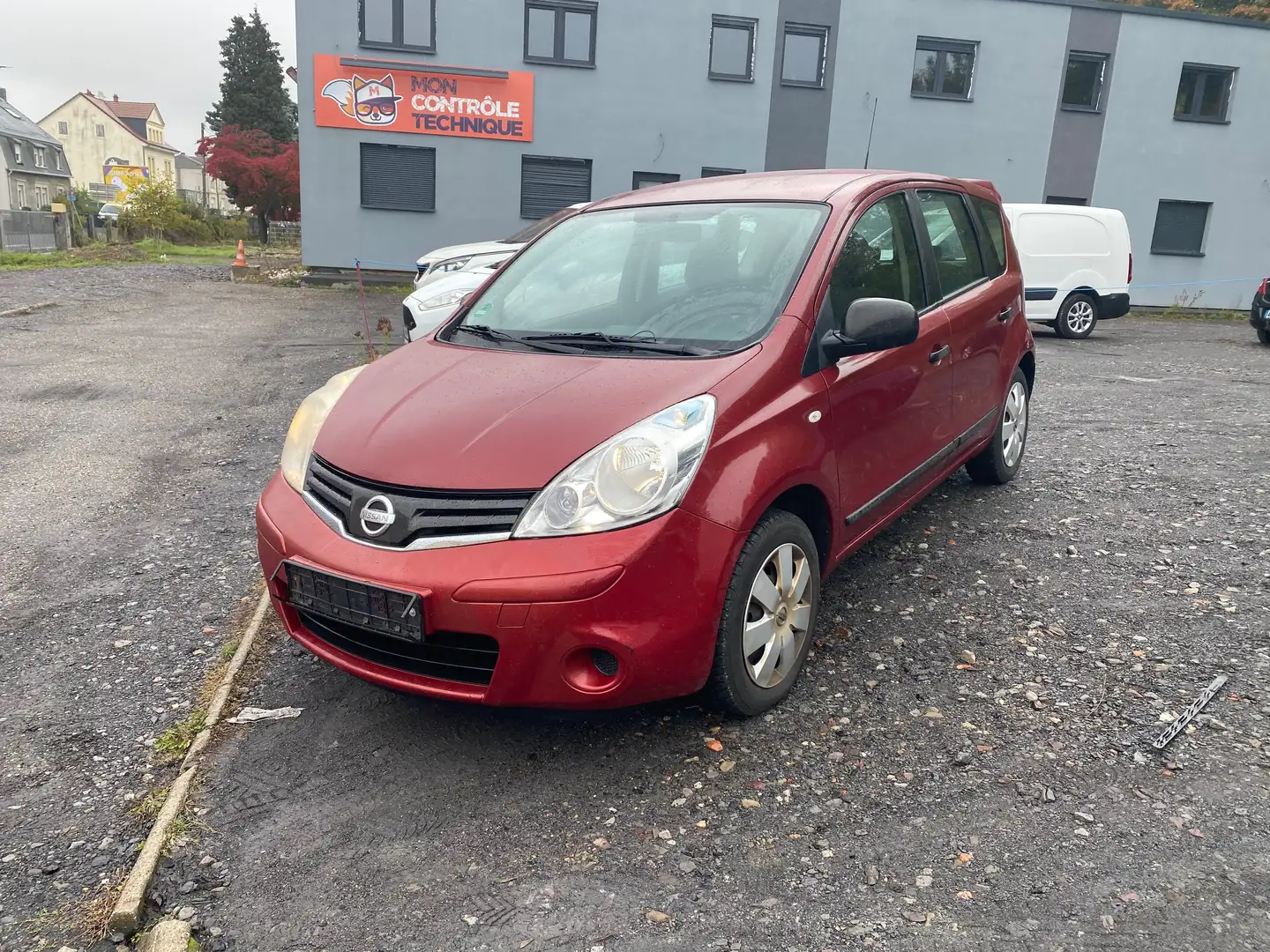 Nissan Note Note 1.4 l 88 ch Euro V Visia Rosso - 2
