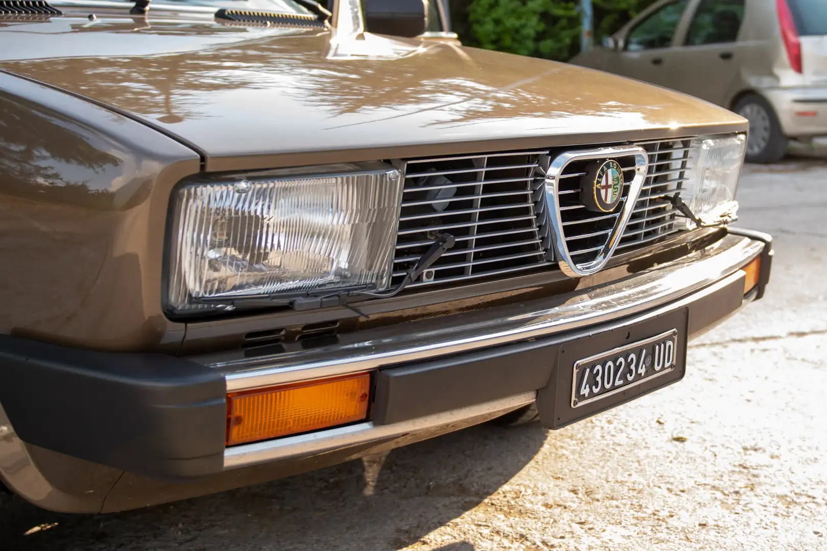 Alfa Romeo Alfetta Alfetta 2000 L Marrón - 1