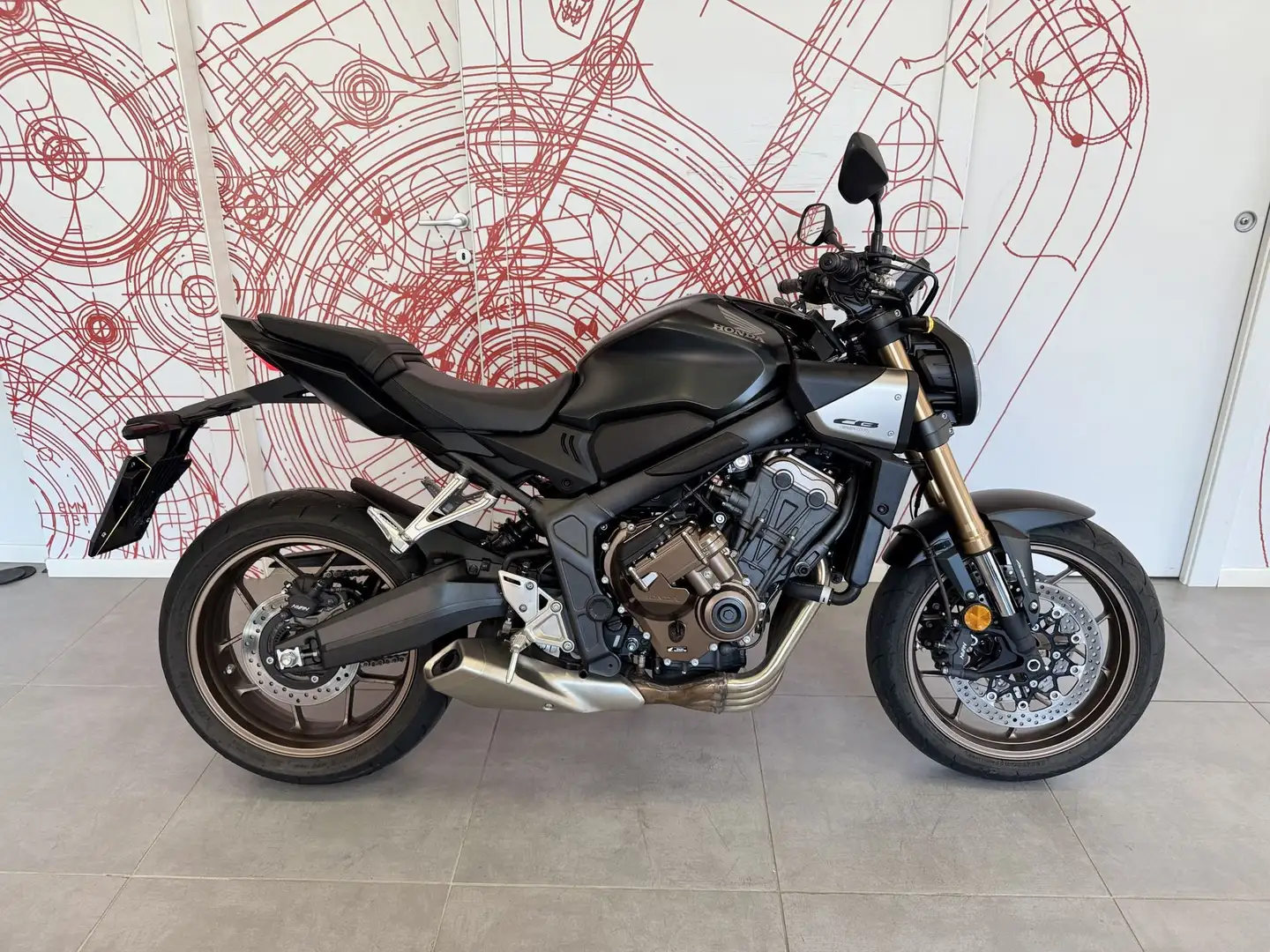 Honda CB 650 CB 650 R - e-clutch - YM 2024 - 1
