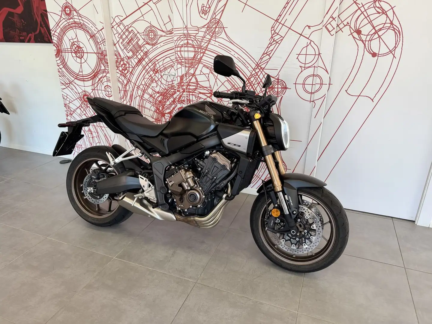 Honda CB 650 CB 650 R - e-clutch - YM 2024 - 2