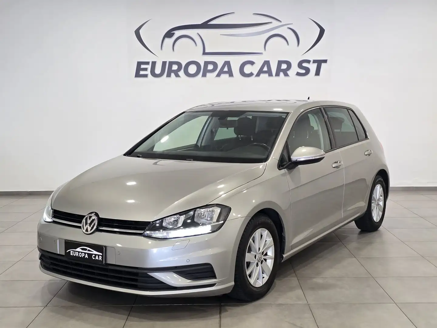 Volkswagen Golf 1.0 TSI 110 CV DSG 5p. Business BlueMotion Techno Grigio - 1
