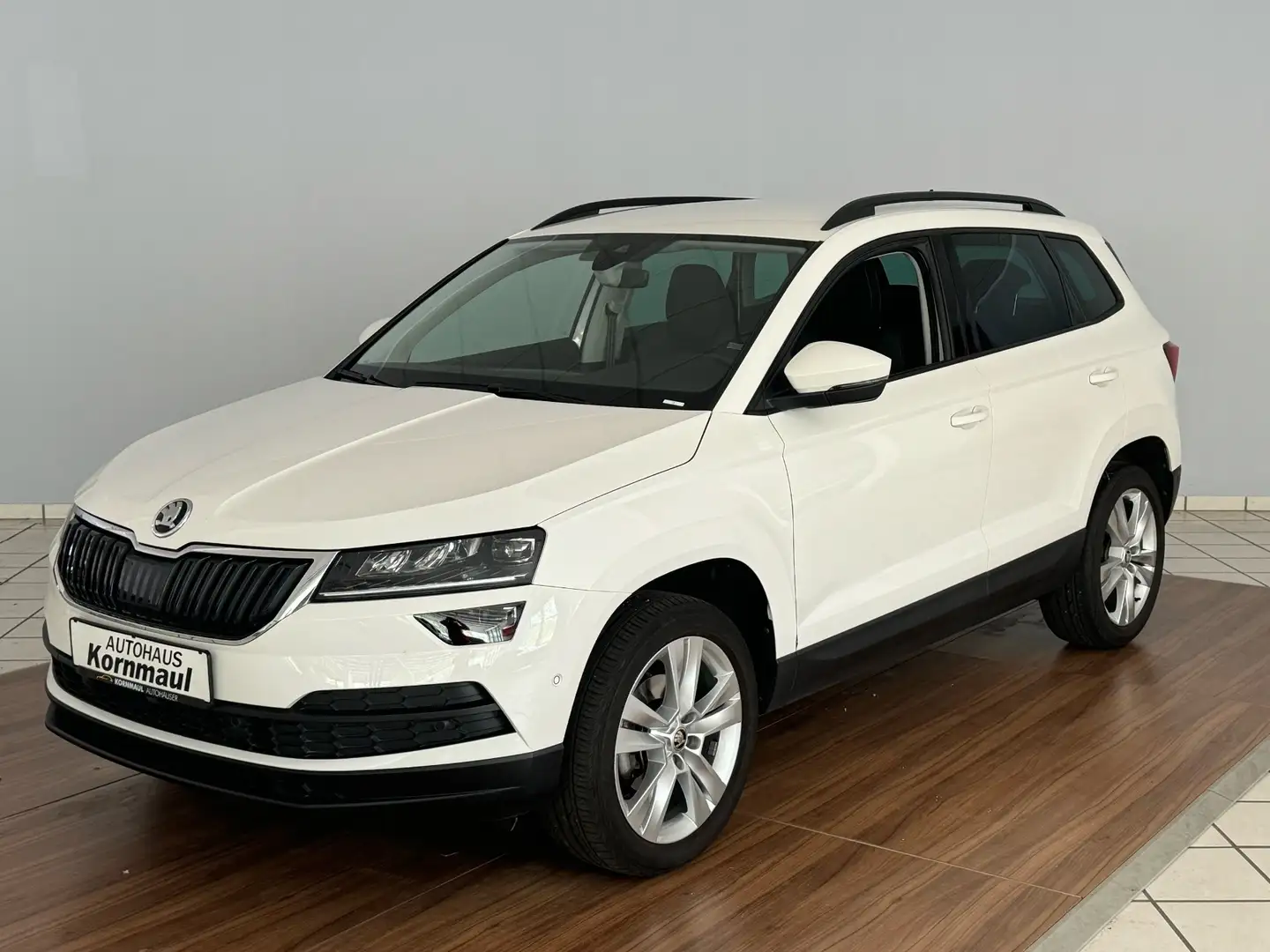 Skoda Karoq Style 1.5 TSI 150 PS Navi/SHZ/Einparkhilfe Weiß - 1