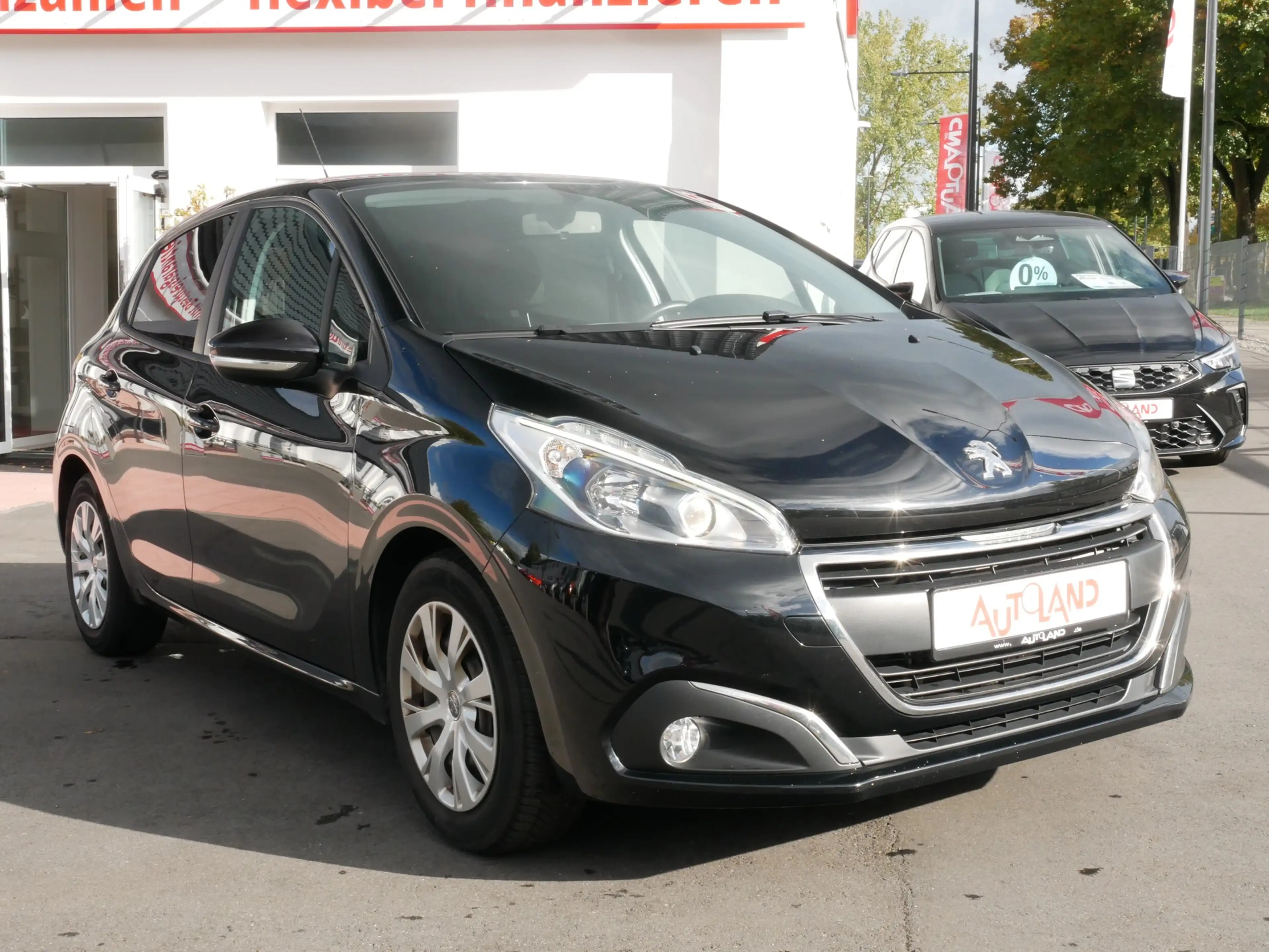Peugeot 208 1.2 Active Klima Sitzheizung Tempomat PDC — photo 7