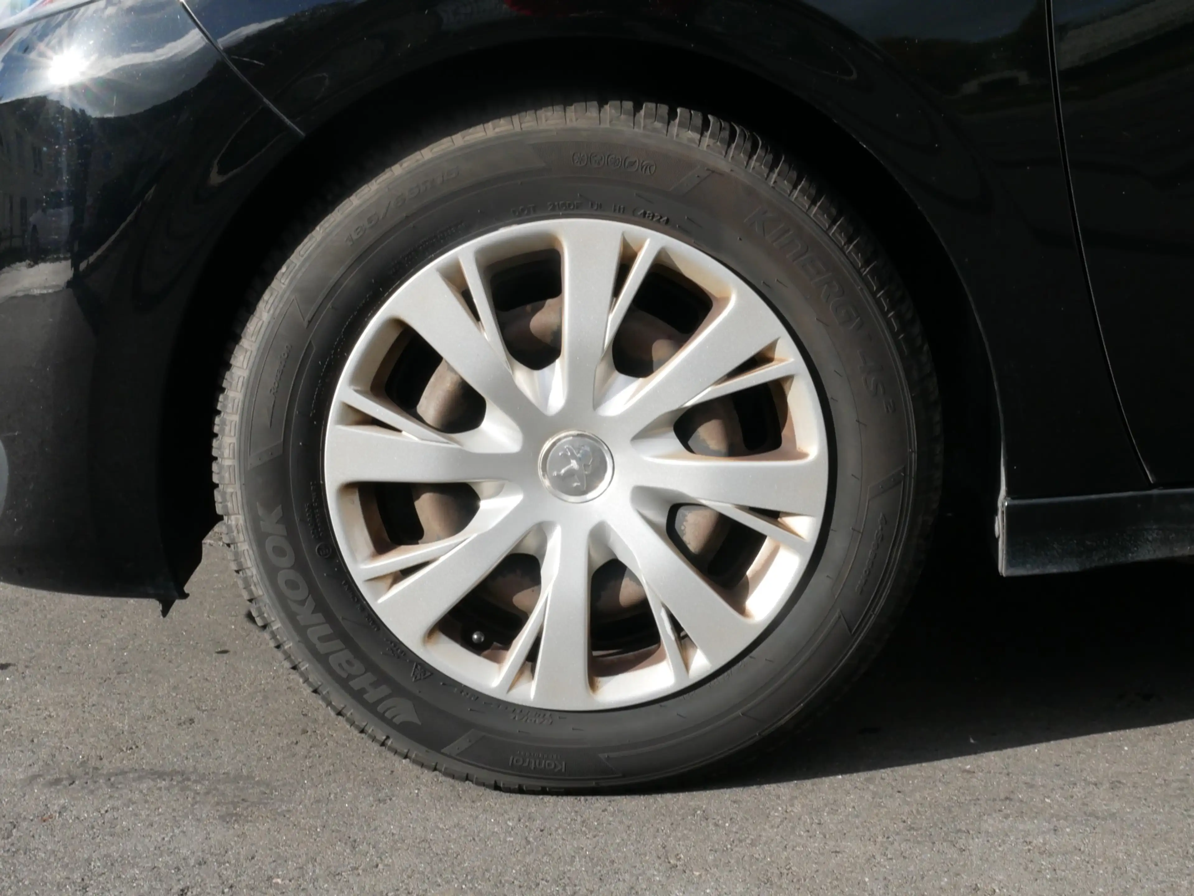 Peugeot 208 1.2 Active Klima Sitzheizung Tempomat PDC — photo 9
