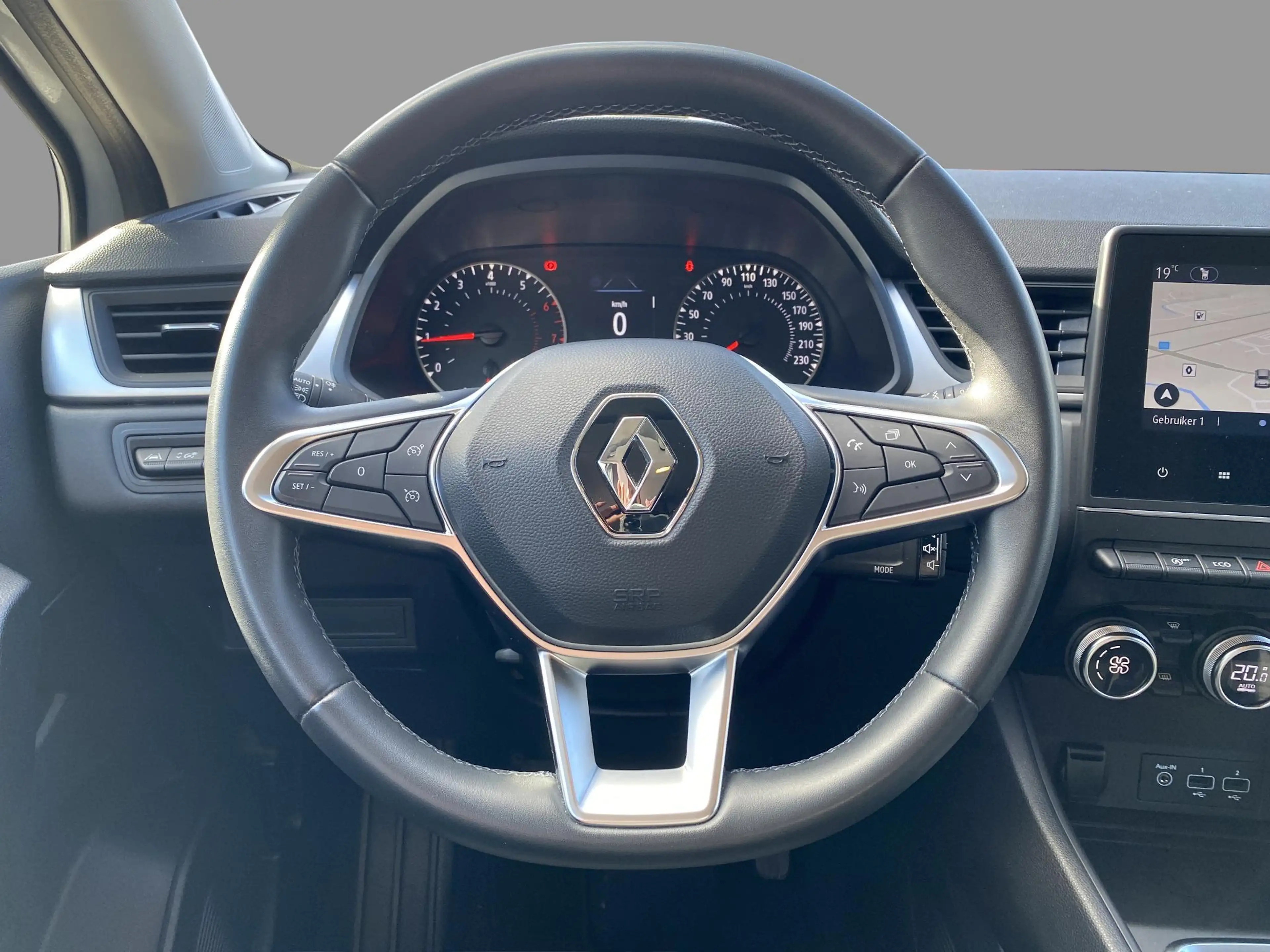 Renault Captur Limited#3 TCe 90 — photo 12
