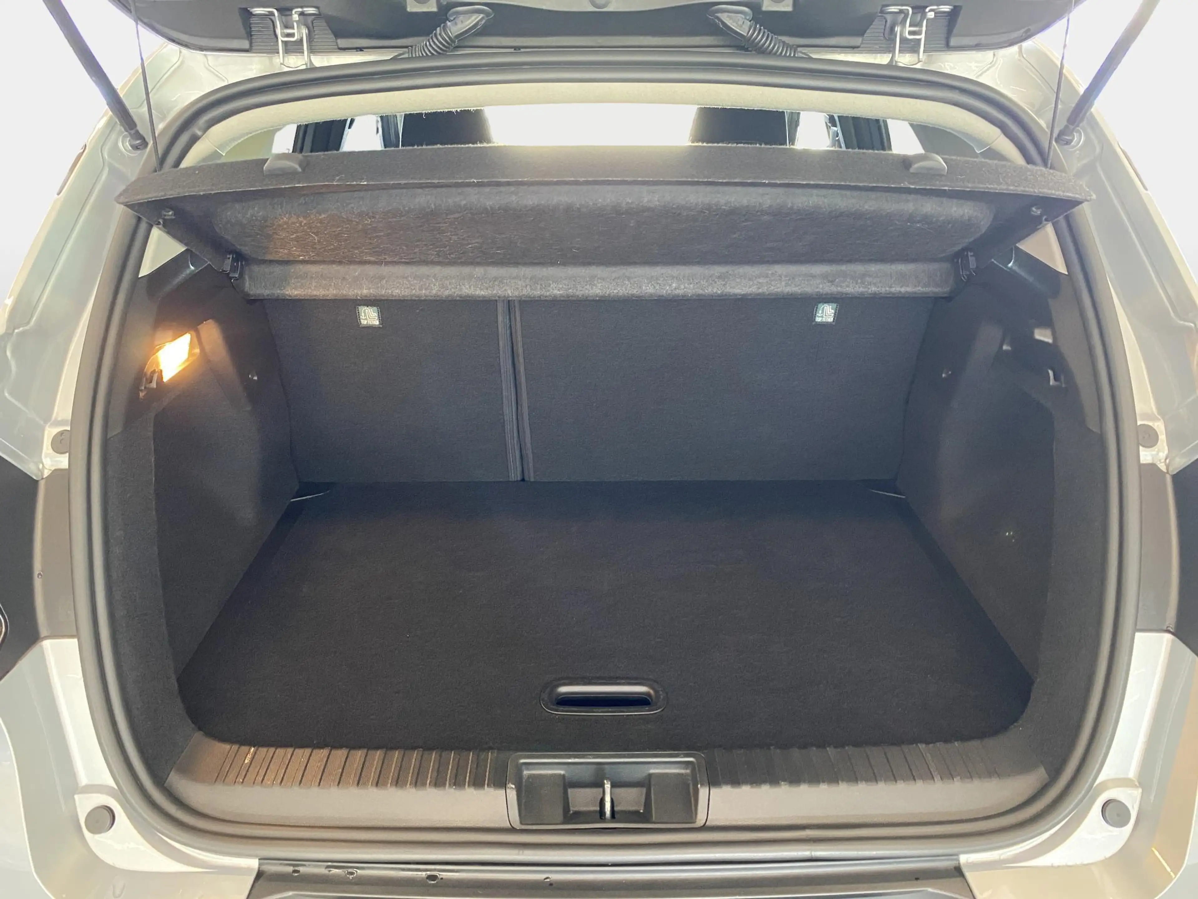 Renault Captur Limited#3 TCe 90 — photo 15