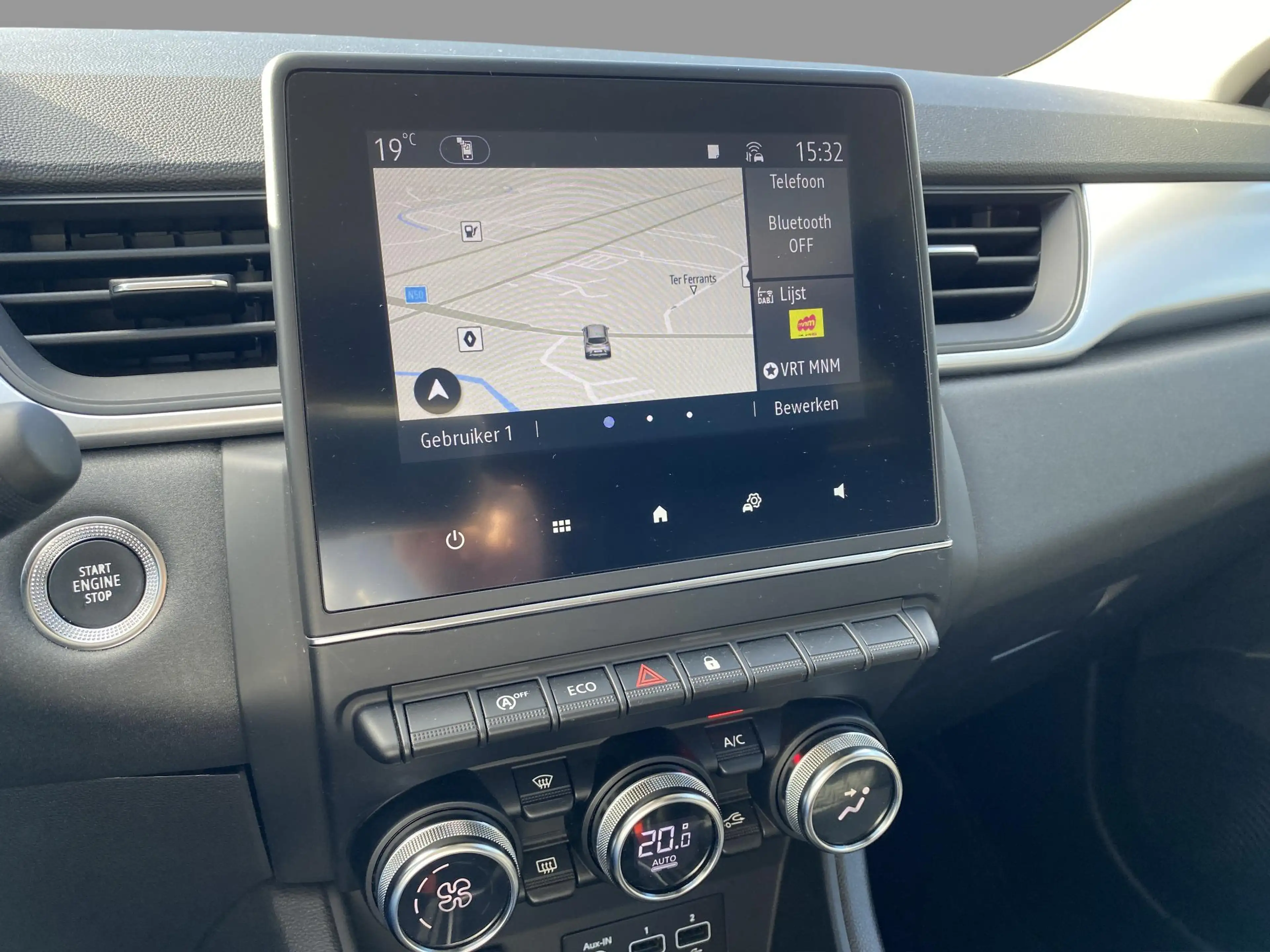 Renault Captur Limited#3 TCe 90 — photo 9