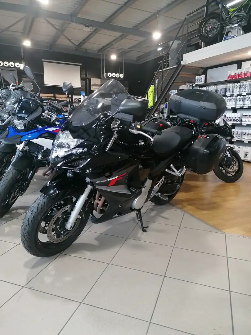 Suzuki GSX 650 Negro - 2