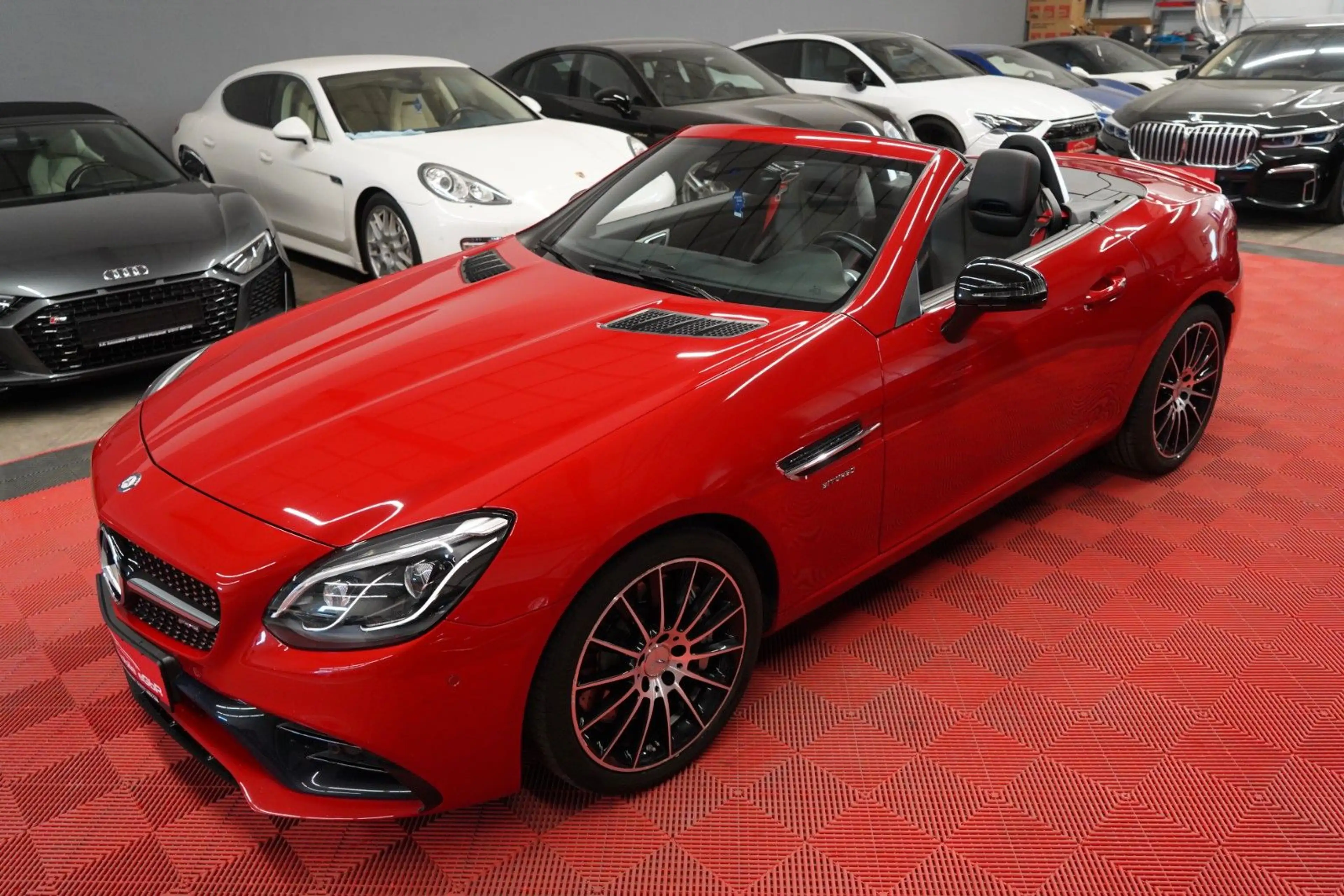 Mercedes-Benz SLC 43 AMG Roadster *Unfallfrei* — photo 14