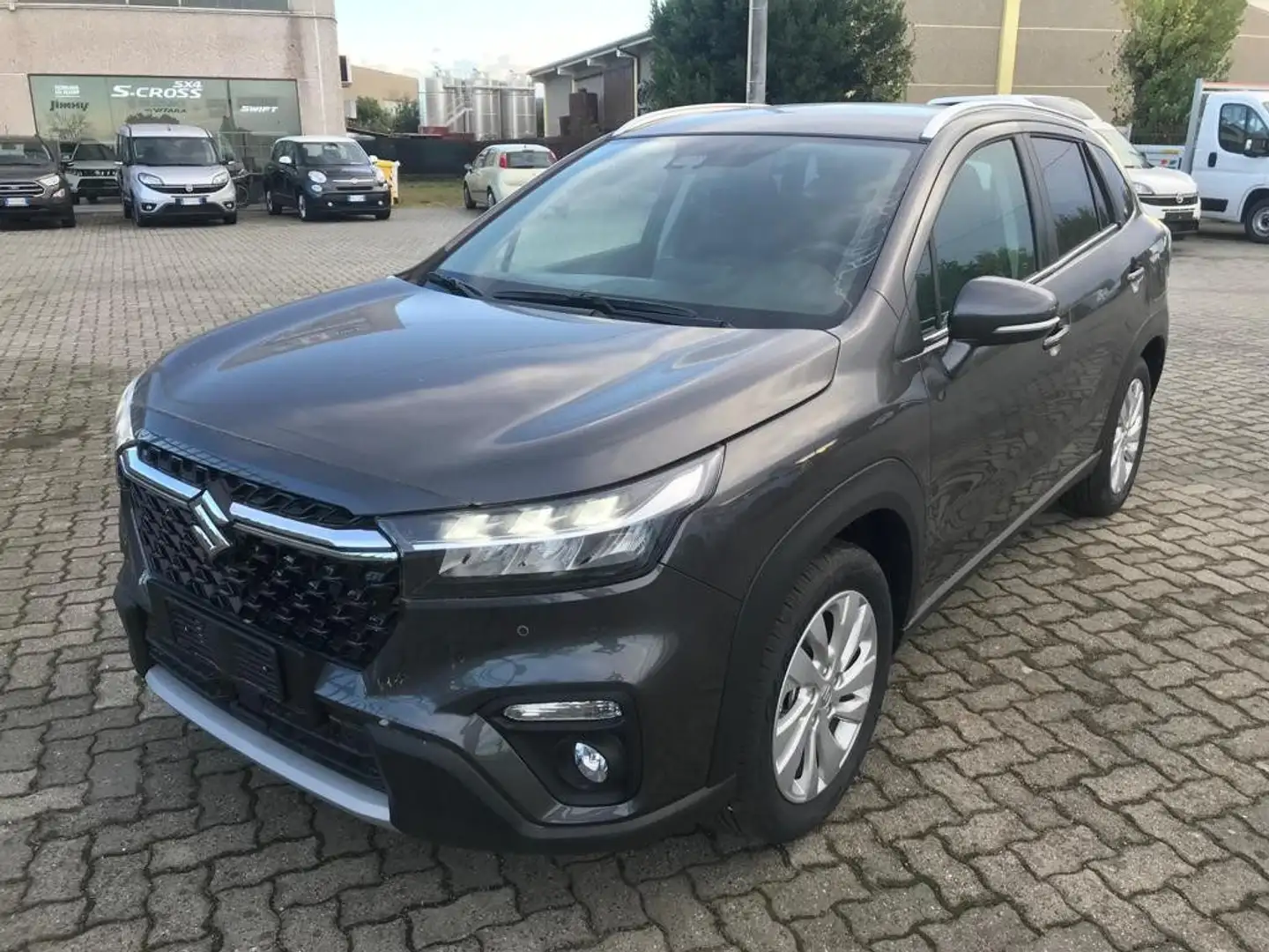 Suzuki S-Cross 1.4 Hybrid Top 2wd NUOVO DA IMMATRICOLARE - 1