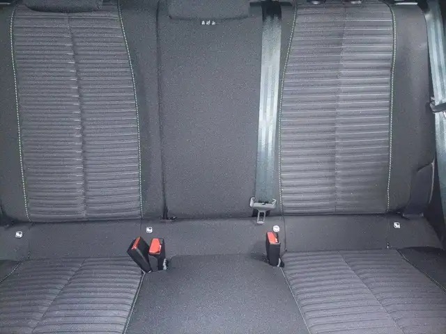 Peugeot 2008 view 15