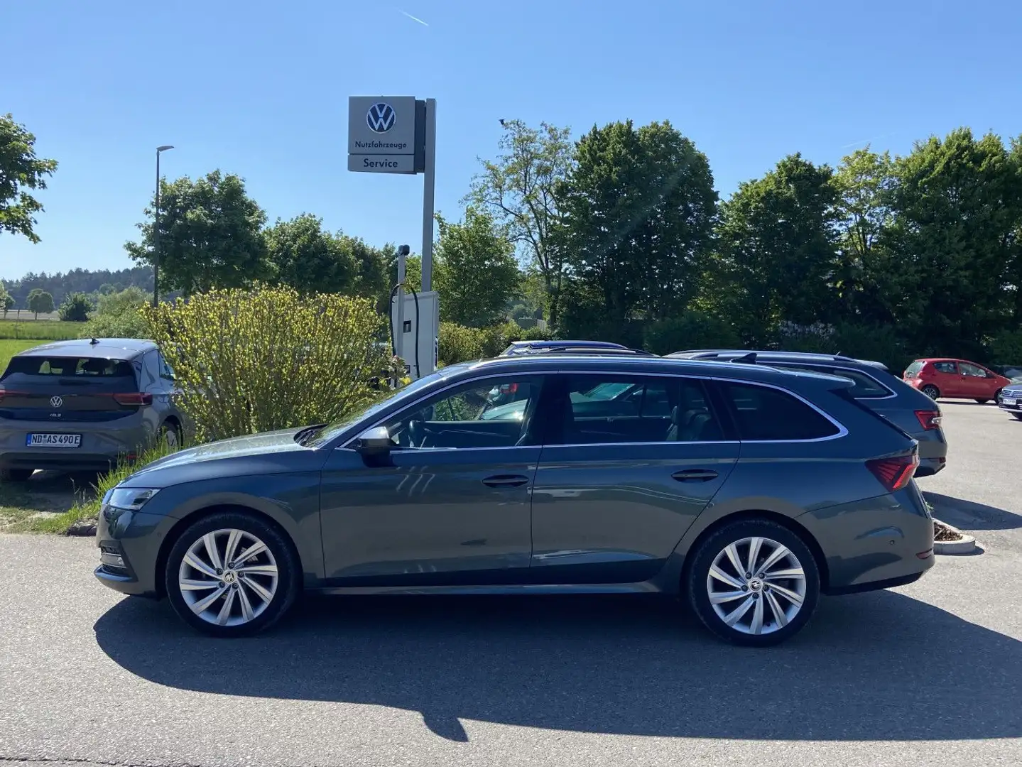 Skoda Octavia Combi 2.0 TDI DSG Style 18"+TEIL-LEDER+C Grau - 2