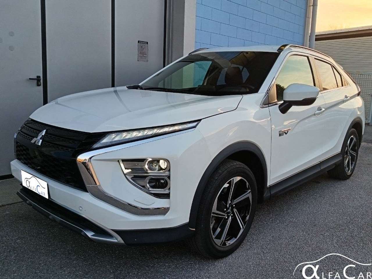 Mitsubishi Eclipse Cross 2.4 MIVEC 4WD PHEV Instyle SDA