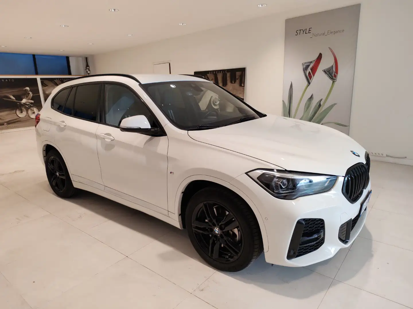 BMW X1 xDrive25e PHEV Msport Fari LED Cruise (M sport) Blanc - 2