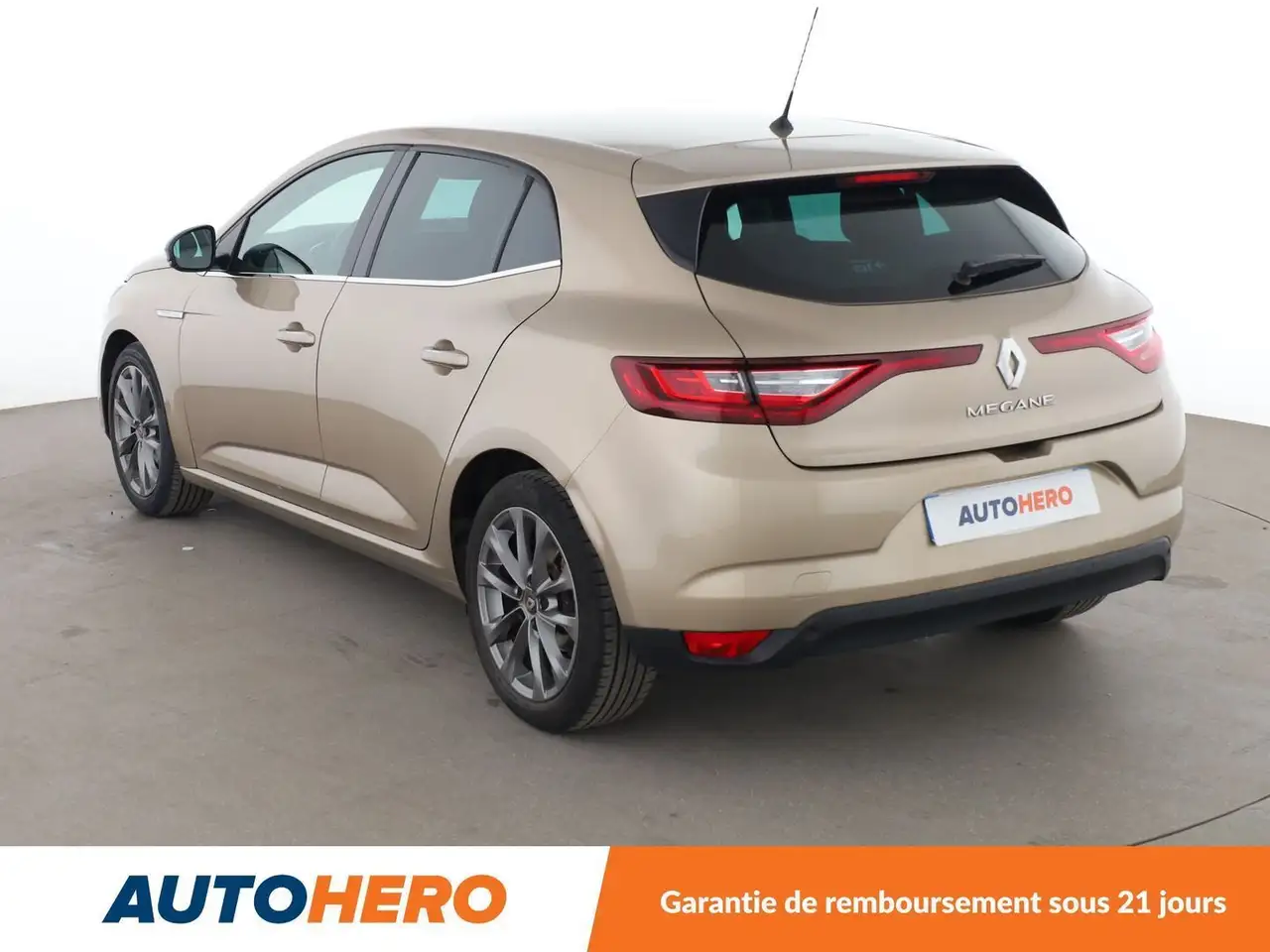 Renault Megane Berline — photo 4