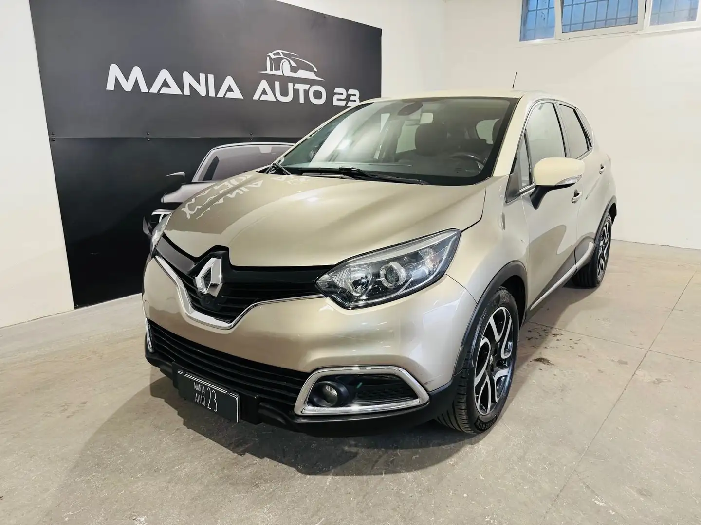 Renault Captur Captur I 2016 1.5 dci  R-Link 90cv*AUTOMATICA Gris - 1