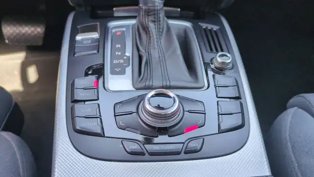 Audi A4 view 13