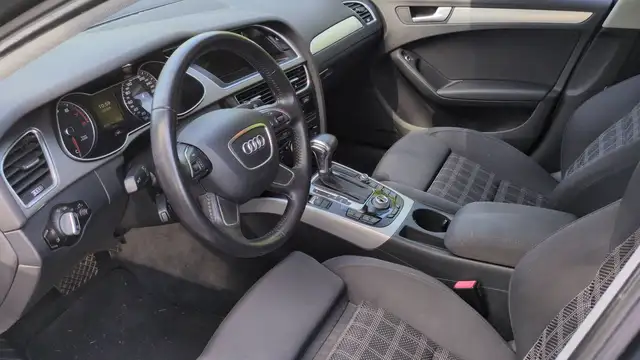 Audi A4 view 8
