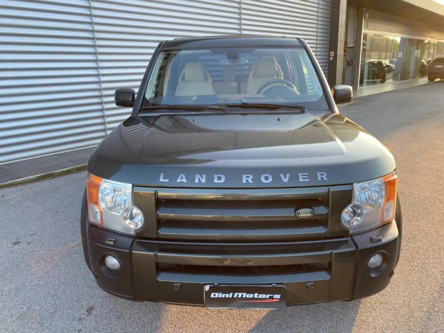 Land Rover Discovery 3 2.7 TDV6 XS GANCIO TRAINO MOTORE RIFATTO crna - 2