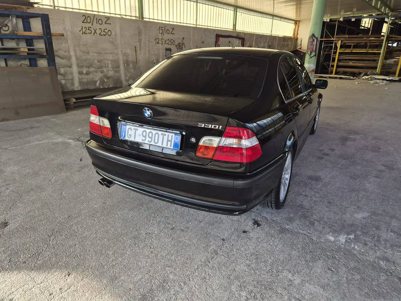 BMW 330I, foto 2