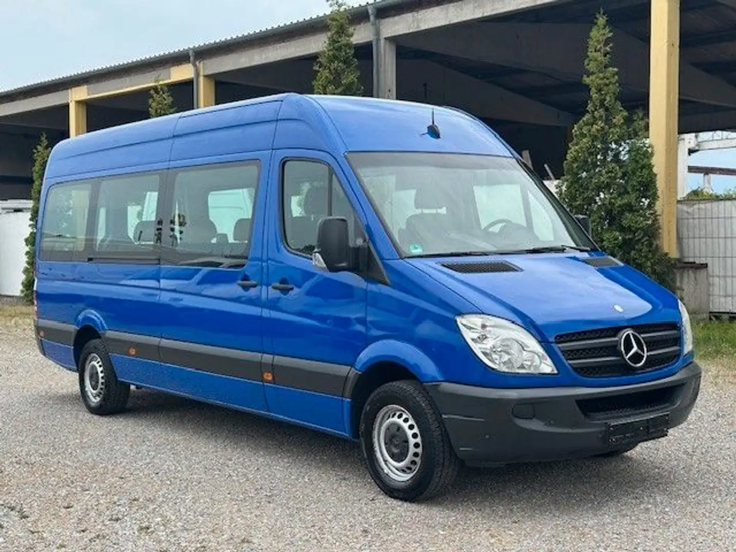 Mercedes-Benz Sprinter II Kombi 319 CDI Automatik9-Sitze Klima Blau - 1