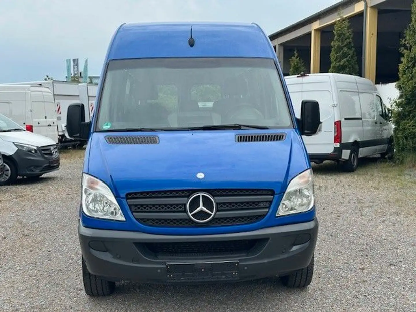 Mercedes-Benz Sprinter II Kombi 319 CDI Automatik9-Sitze Klima Blau - 2