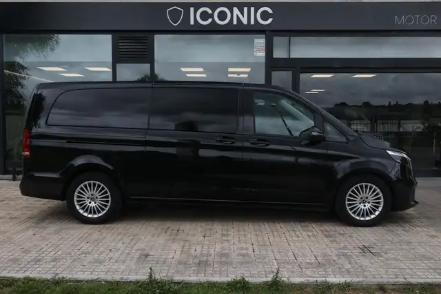 Mercedes-Benz V Class view 3
