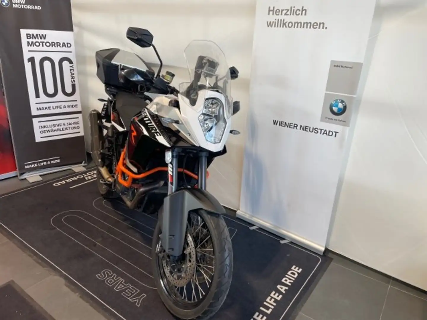 KTM 1190 Adventure KTM 1190 Adventure R Oranj - 1