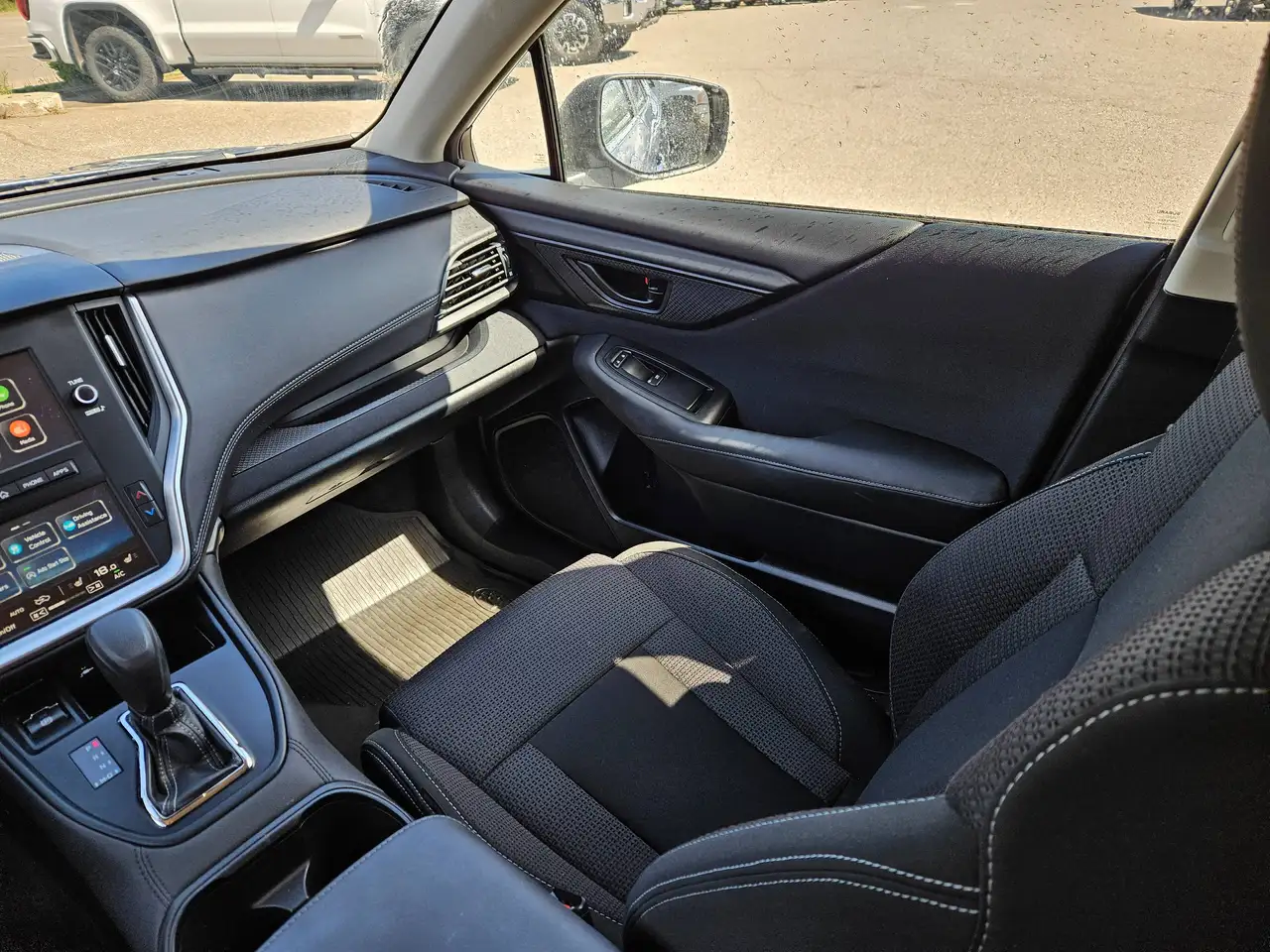 Subaru OUTBACK снимка Subaru OUTBACK