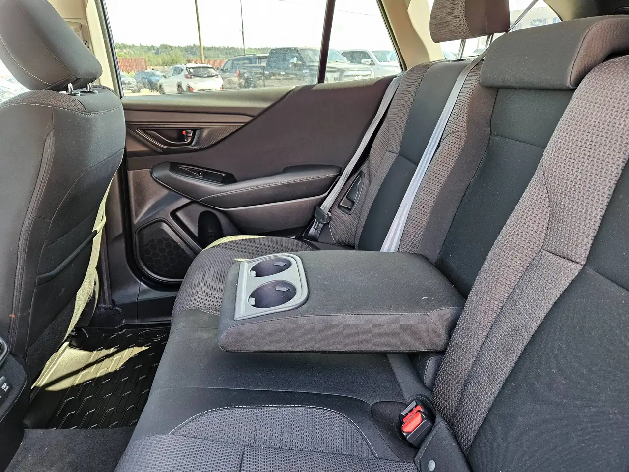 Subaru OUTBACK снимка Subaru OUTBACK