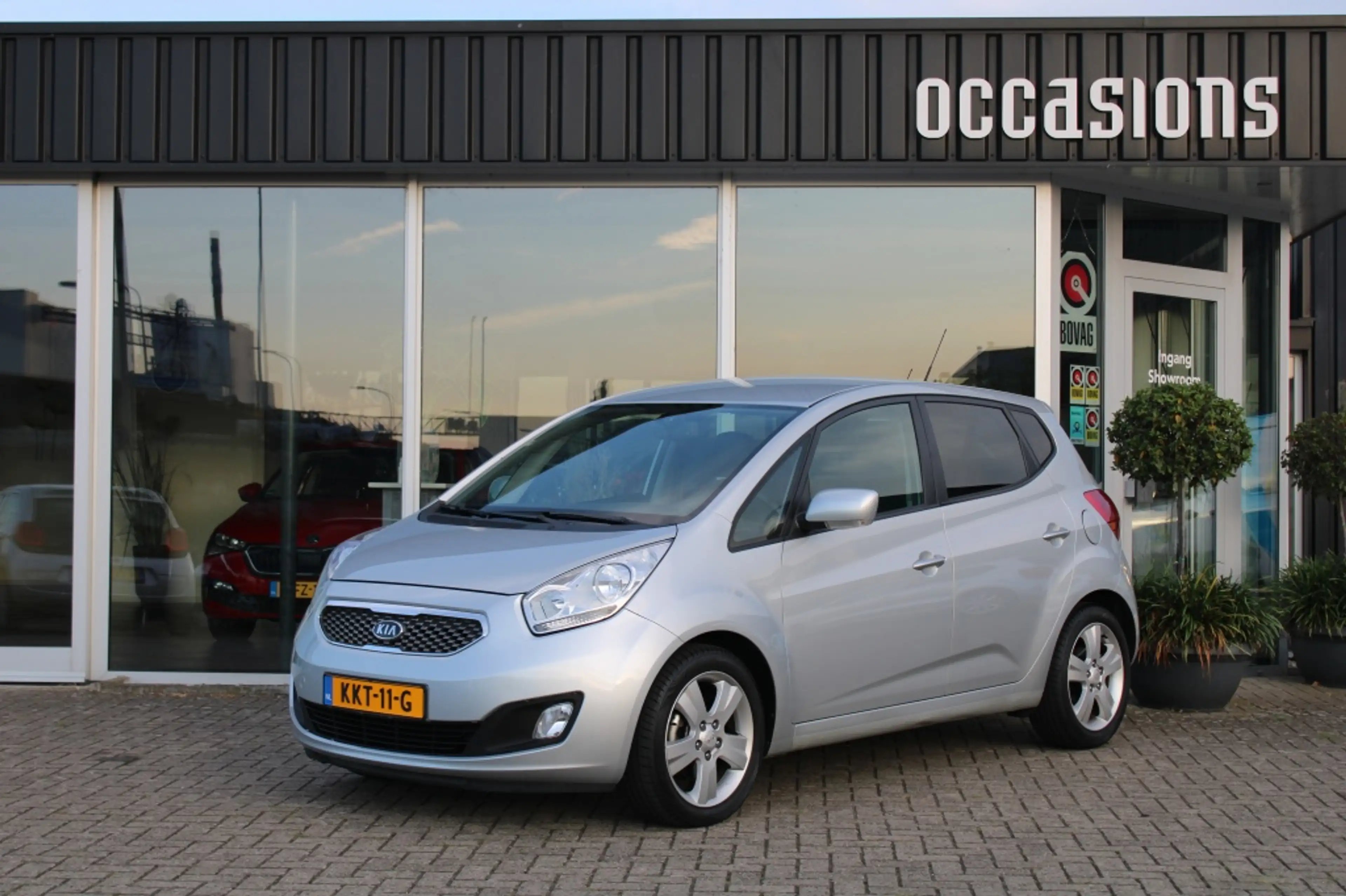 Kia Venga 1.6 CVVT X-tra — photo 4