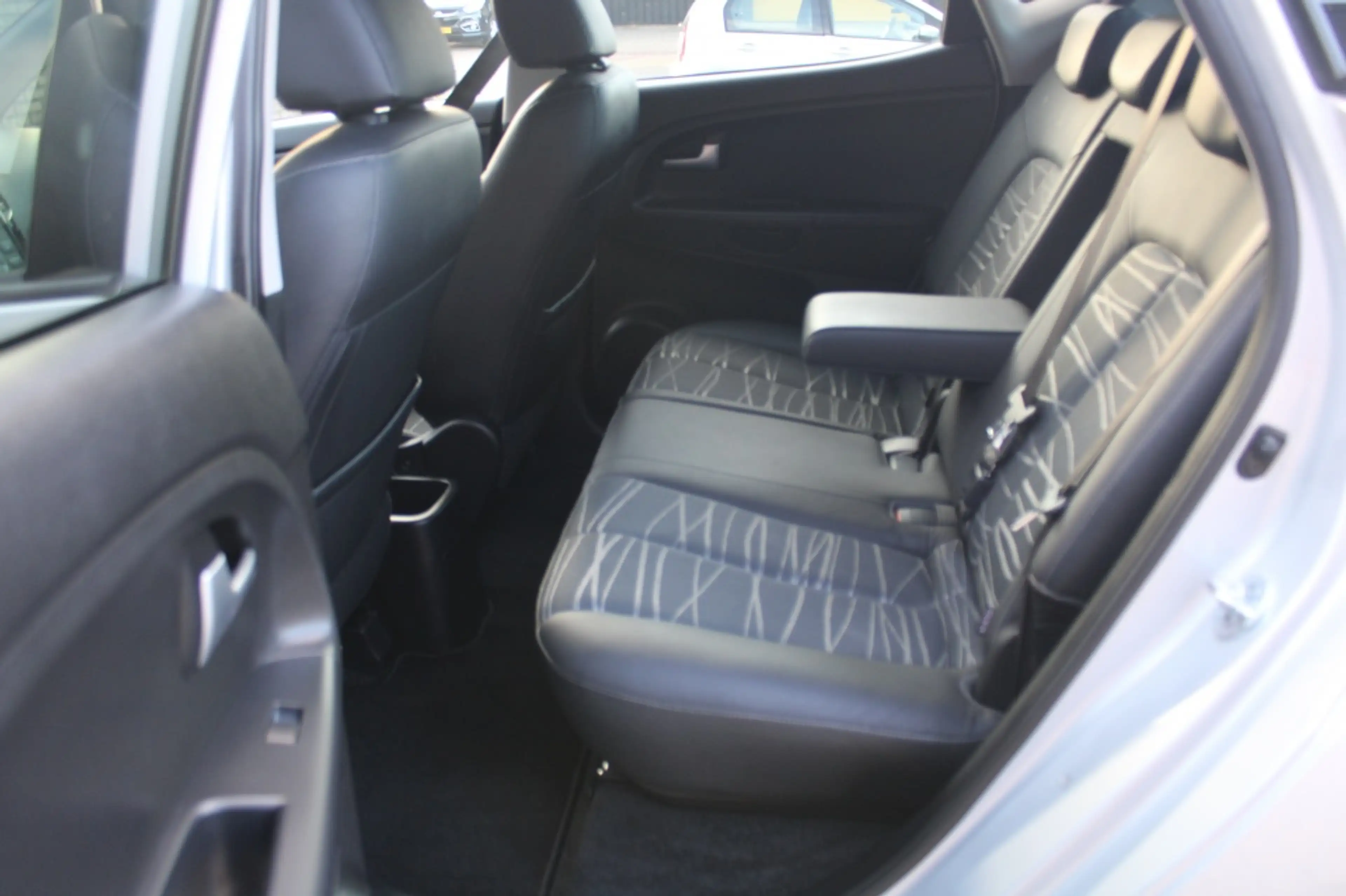Kia Venga 1.6 CVVT X-tra — photo 10