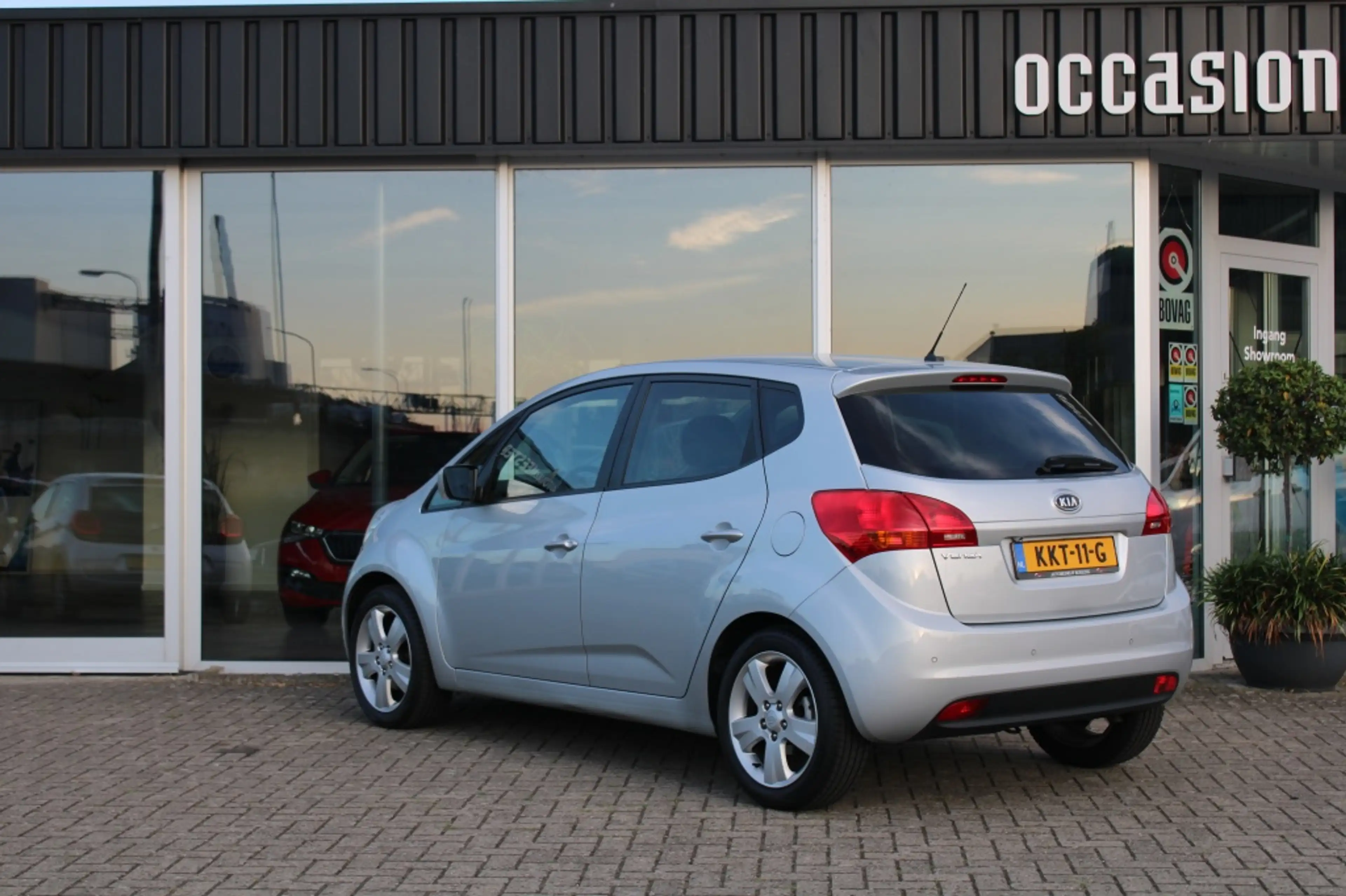 Kia Venga 1.6 CVVT X-tra — photo 6