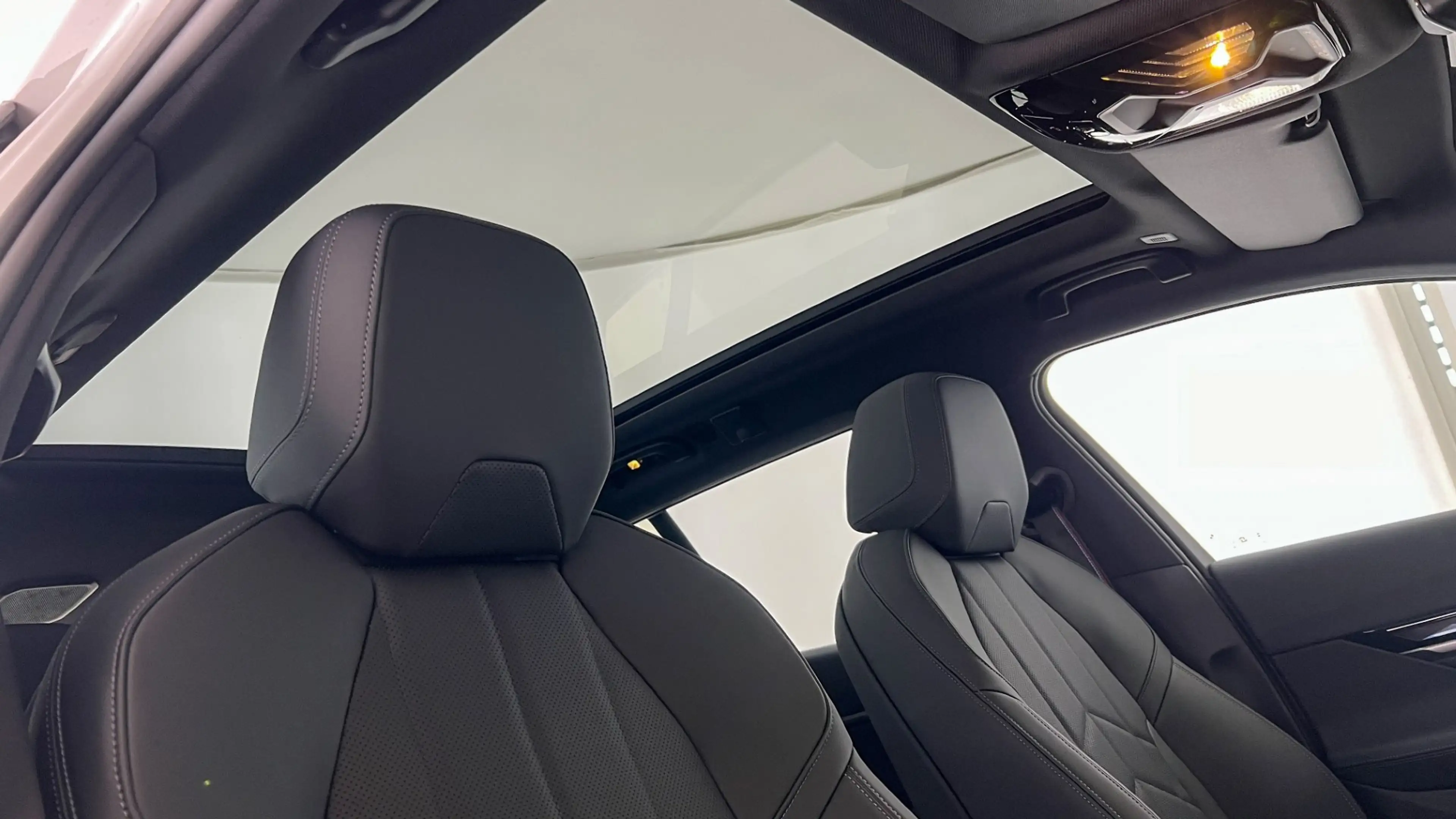 BMW i5 xDrive40 83,9kWh — photo 7