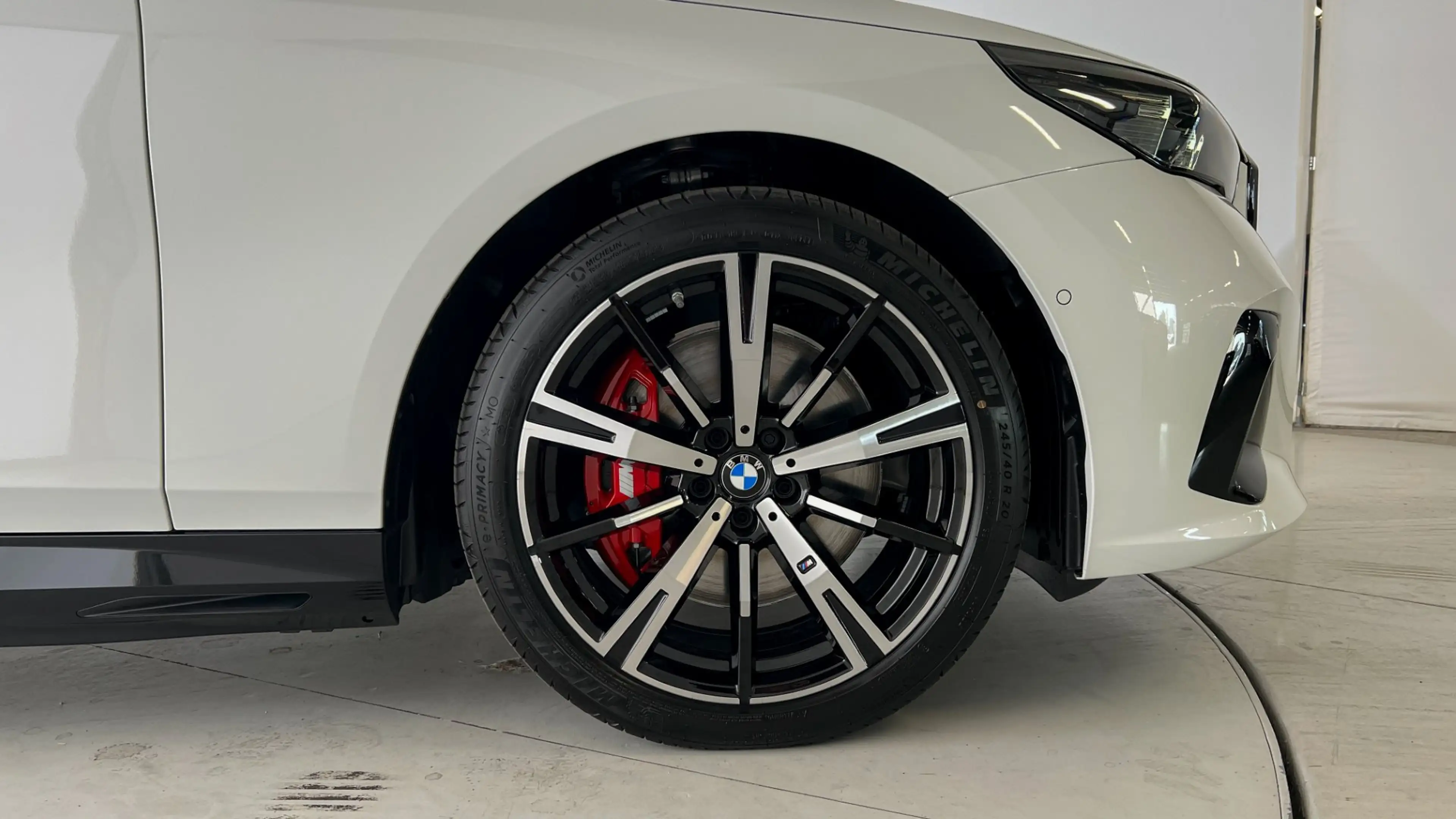 BMW i5 xDrive40 83,9kWh — photo 8