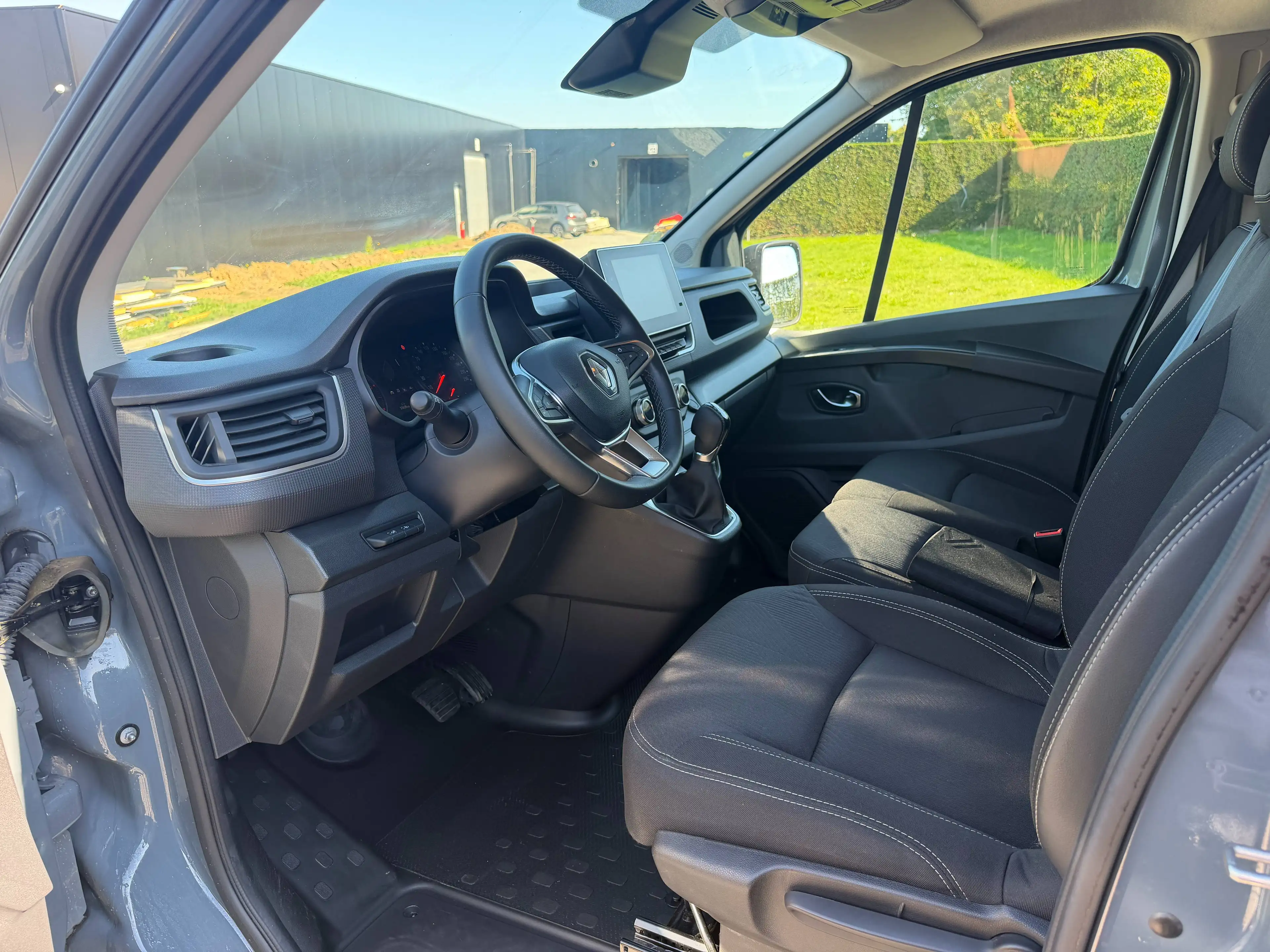 Renault Trafic 2.0 dCi 29 L1H1 Grand Confort EDC (EU6d) — photo 10