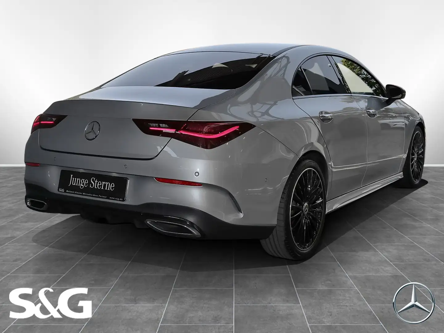 Mercedes-Benz CLA 200 Coupé AMG BURMESTER+KAMERA+KEYLESS+19" Silber - 2