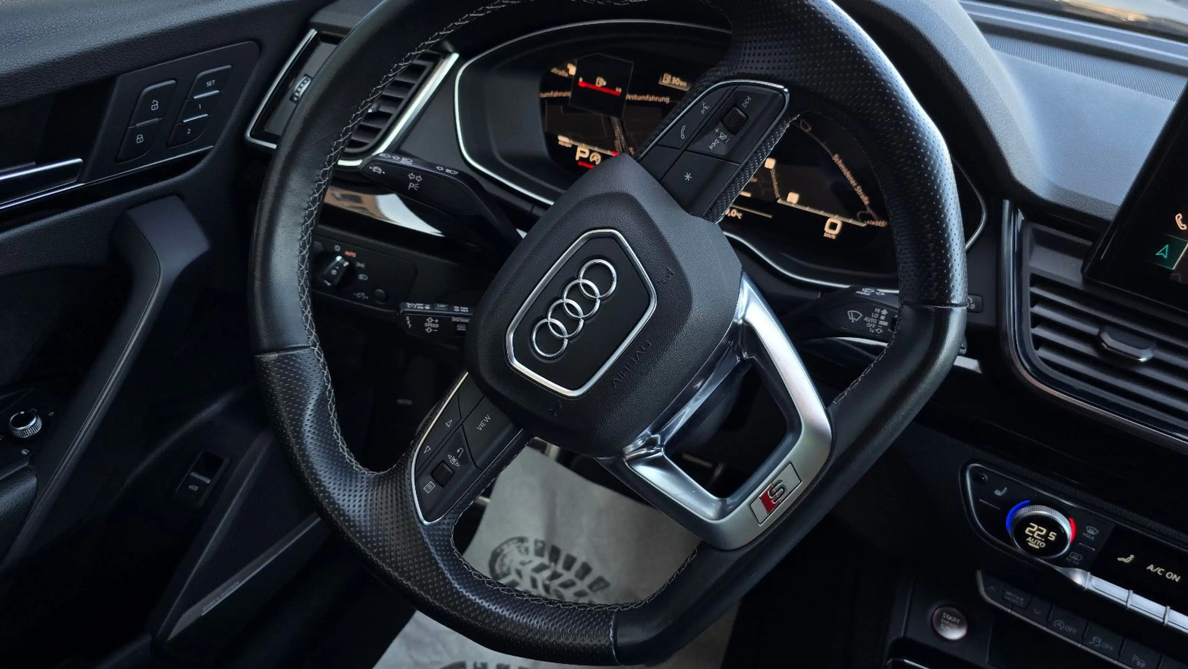 Audi SQ5 TDI tiptronic quattro Sportback Pano/Luft/21 — photo 12