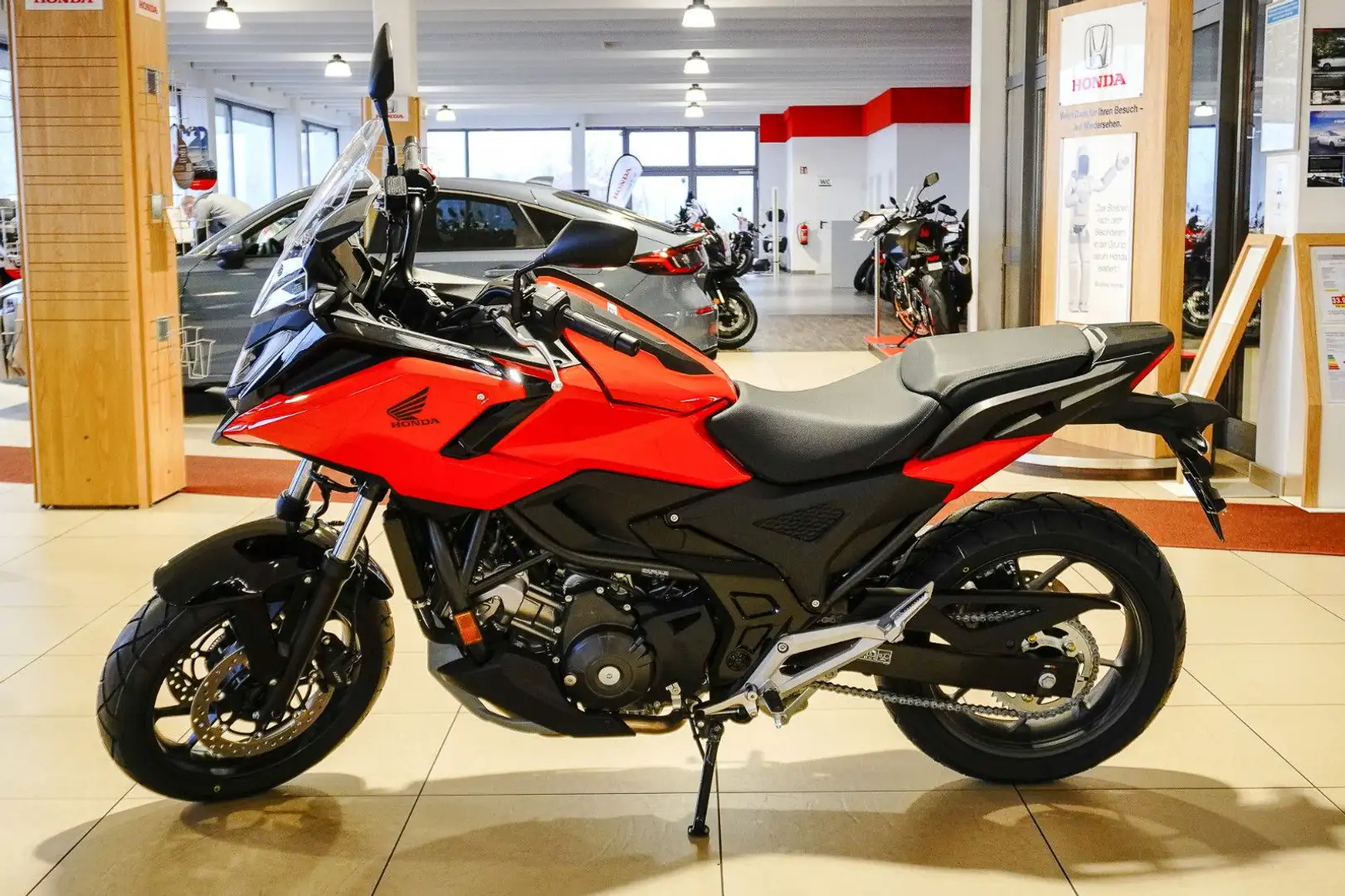 Honda NC 750 X - SOFORT VERFÜGBAR - Red - 1